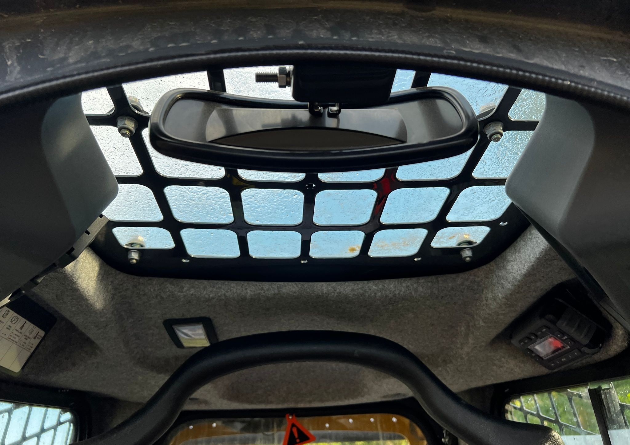 gallery 2022 John Deere 325G tracked skid steer