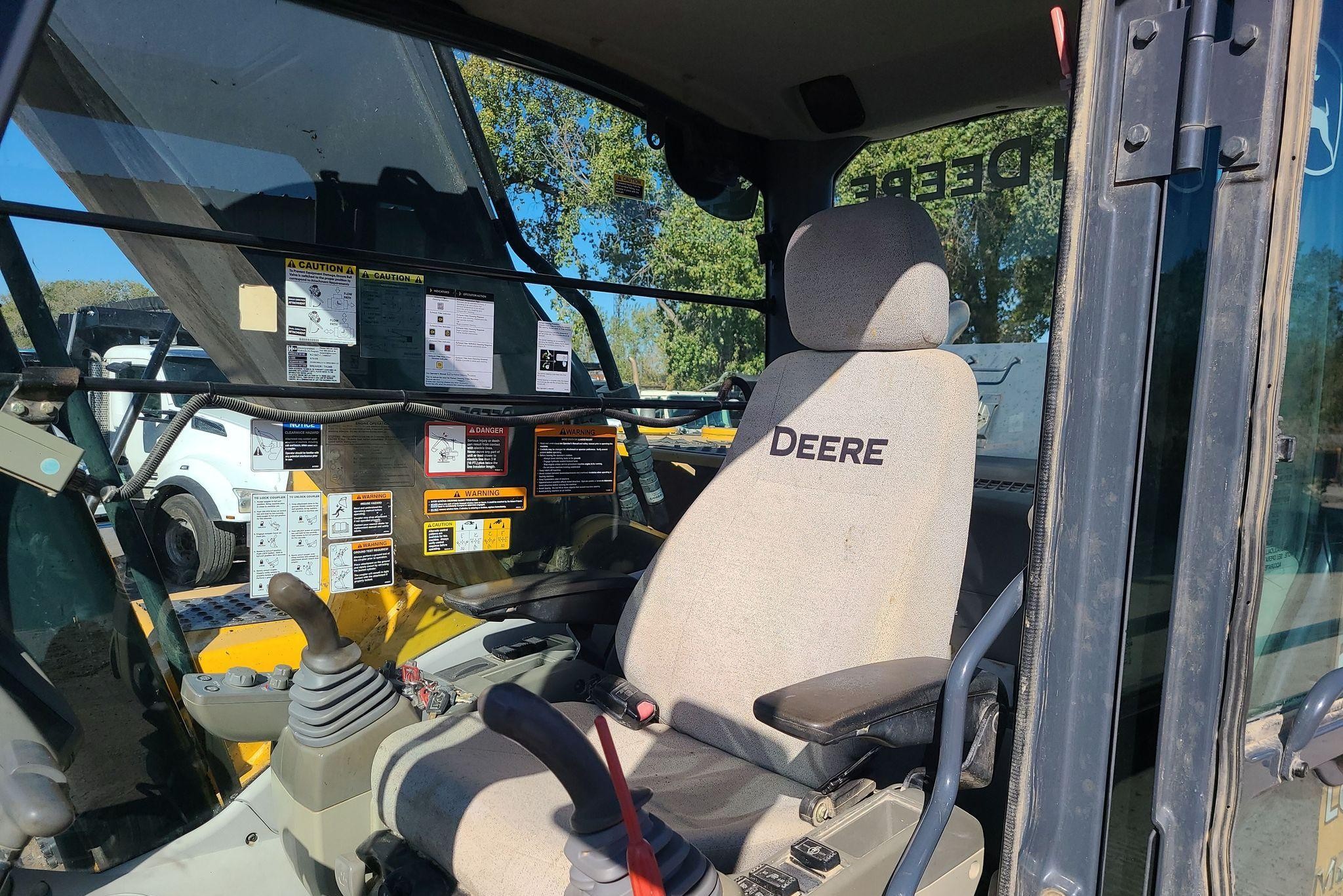 gallery 2014 John Deere 350G LC excavator