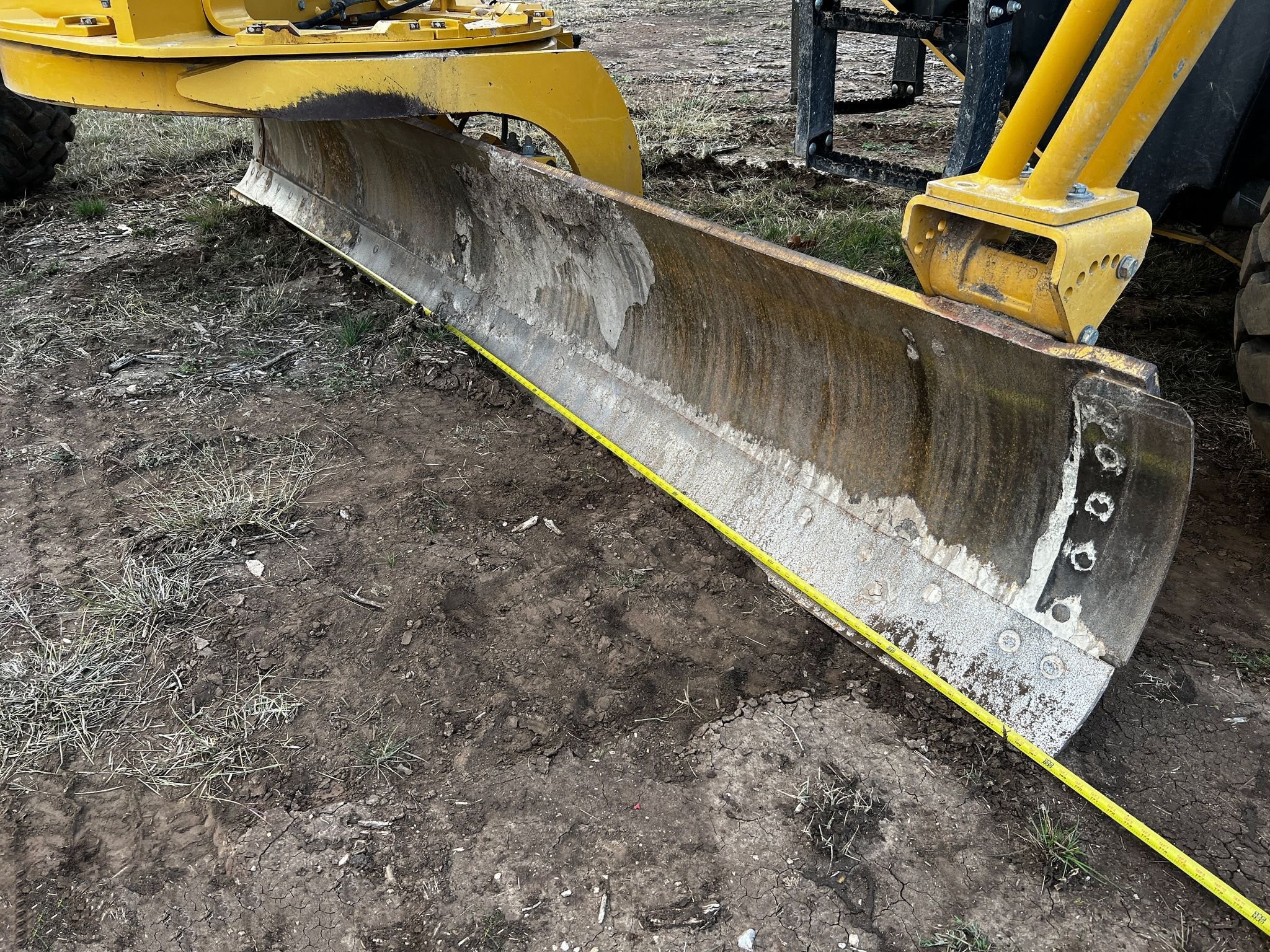 gallery 2012 Caterpillar 140M2 VHP Plus motor grader