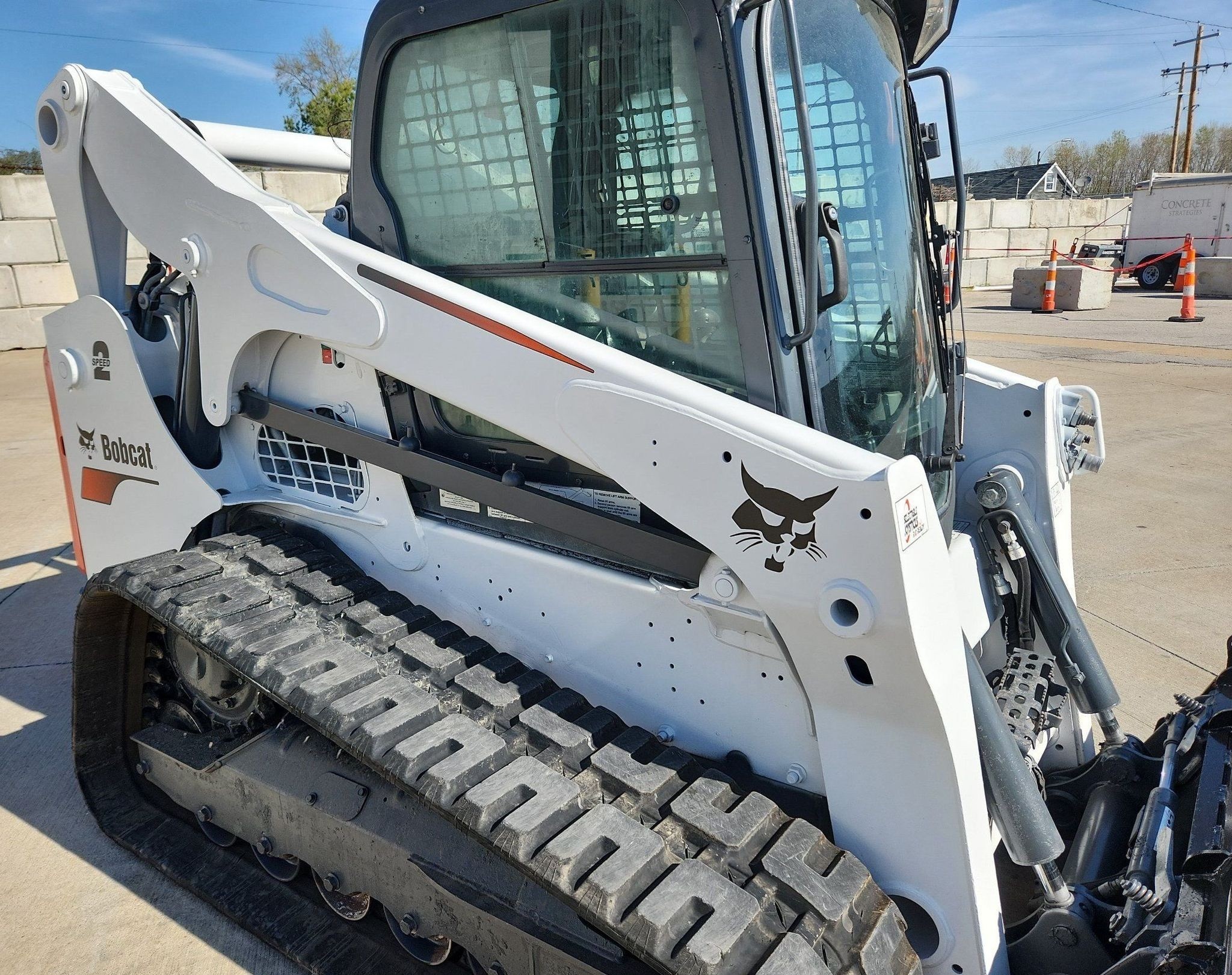 gallery 2018 Bobcat T770 tracked skid steer loader