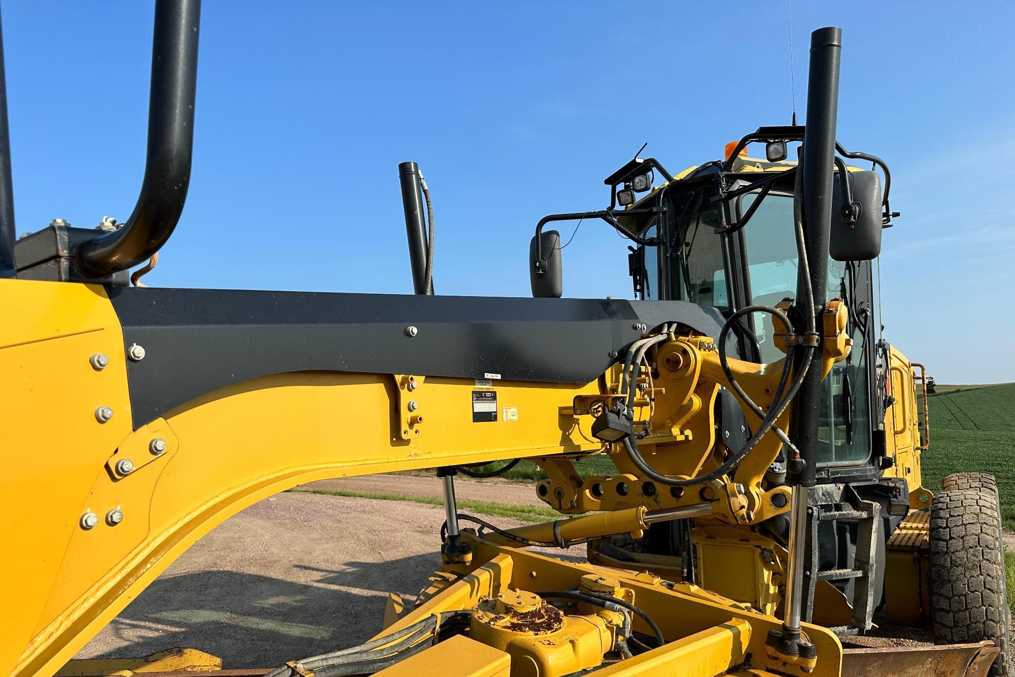 gallery 2014 Caterpillar 140M2 VHP Plus Motor Grader