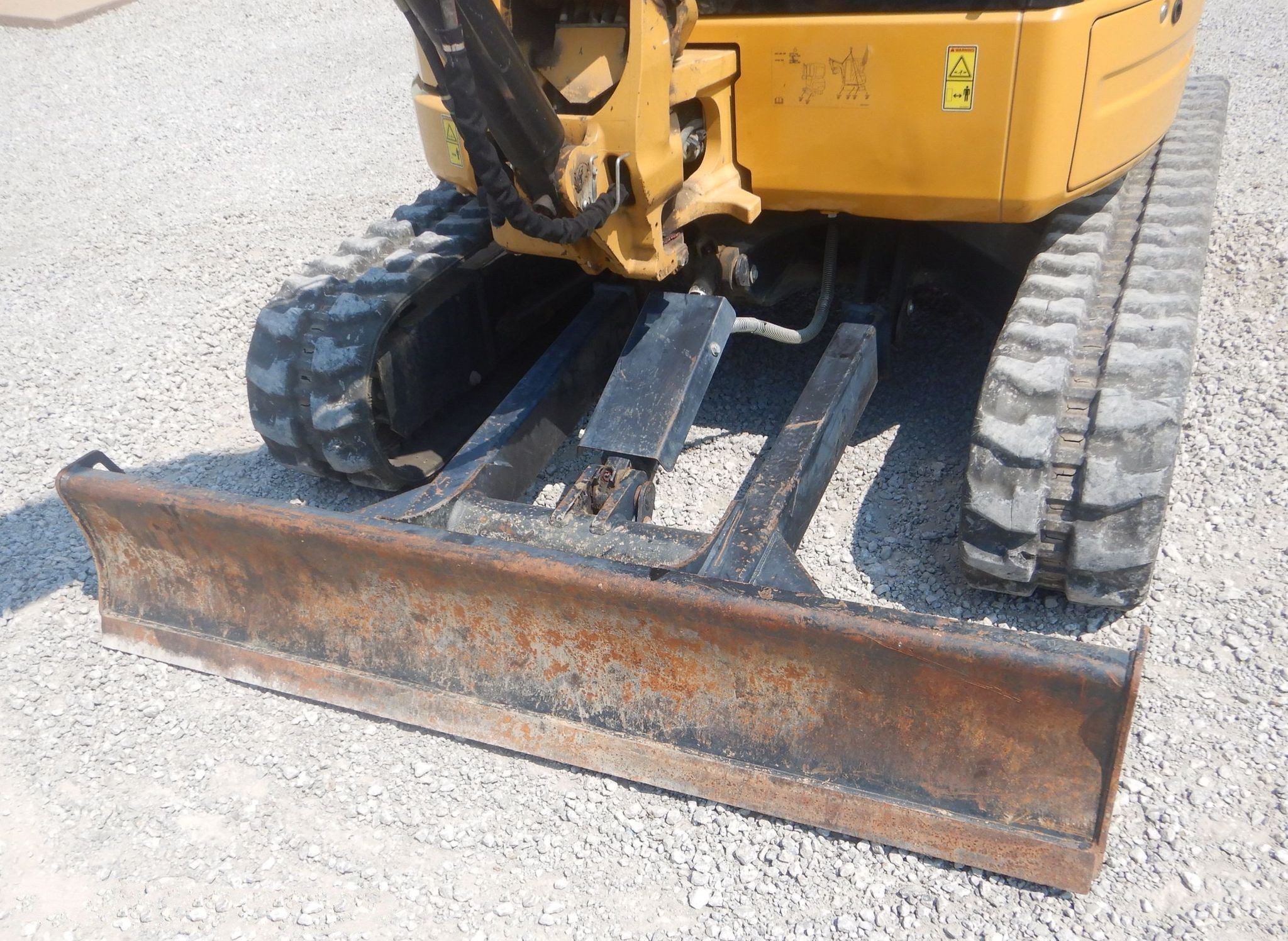 gallery 2014 Caterpillar 303.5E mini excavator