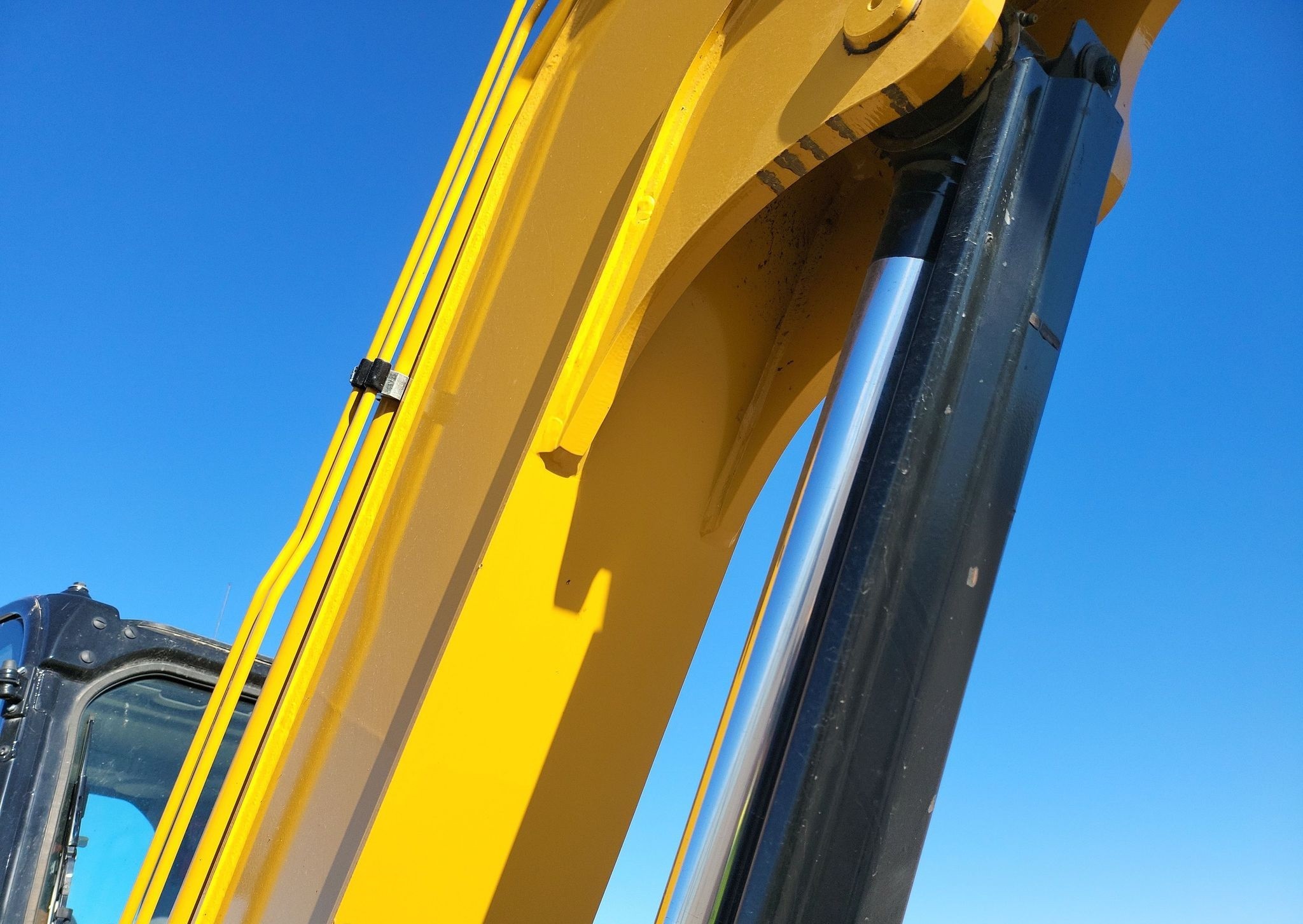 gallery 2023 Caterpillar 305CR mini excavator