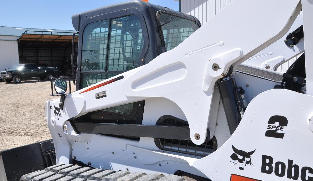 gallery 2013 Bobcat T870 Compact Track Loader