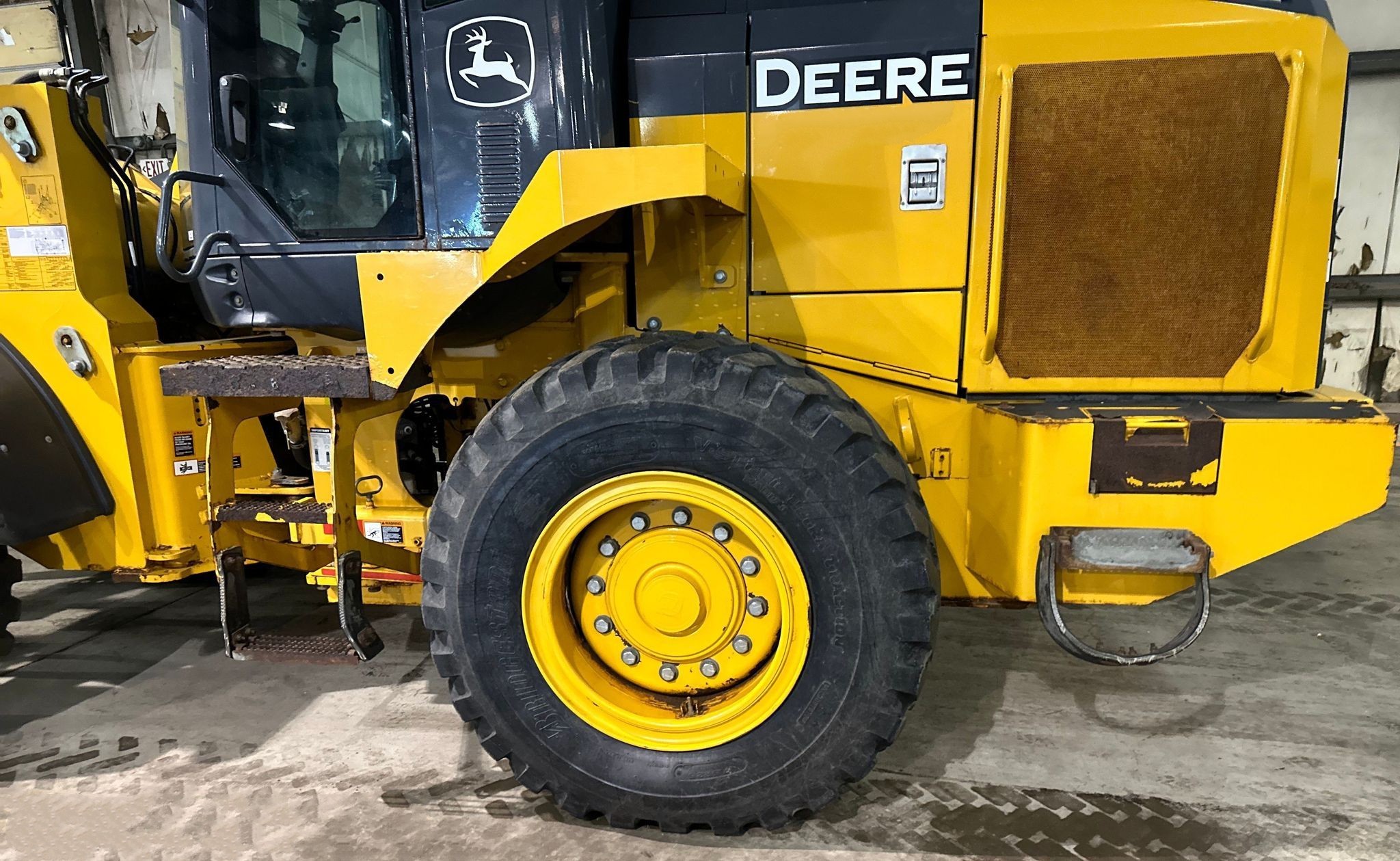 gallery 2013 John Deere 444K wheel loader