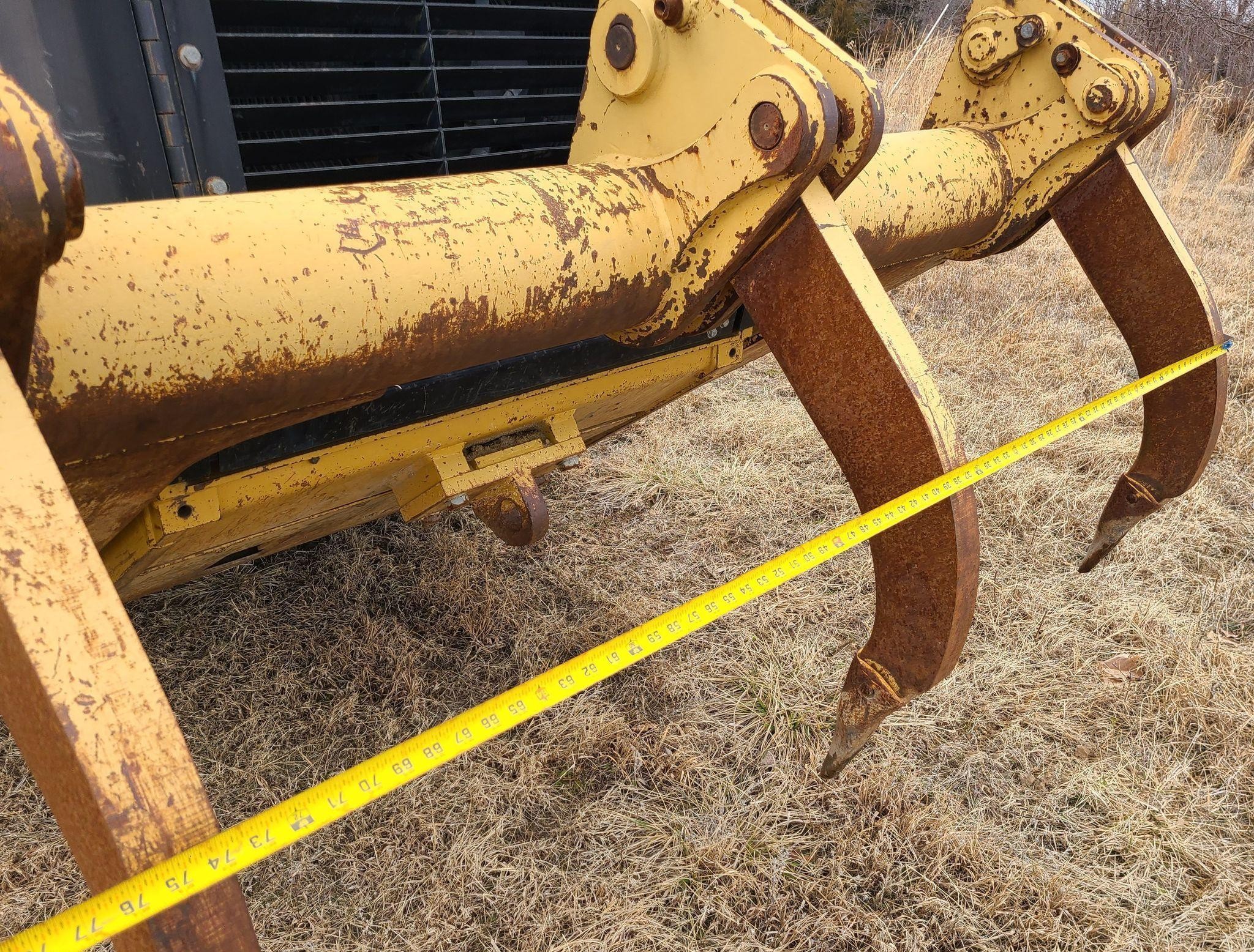 gallery 2010 Caterpillar 963D track loader