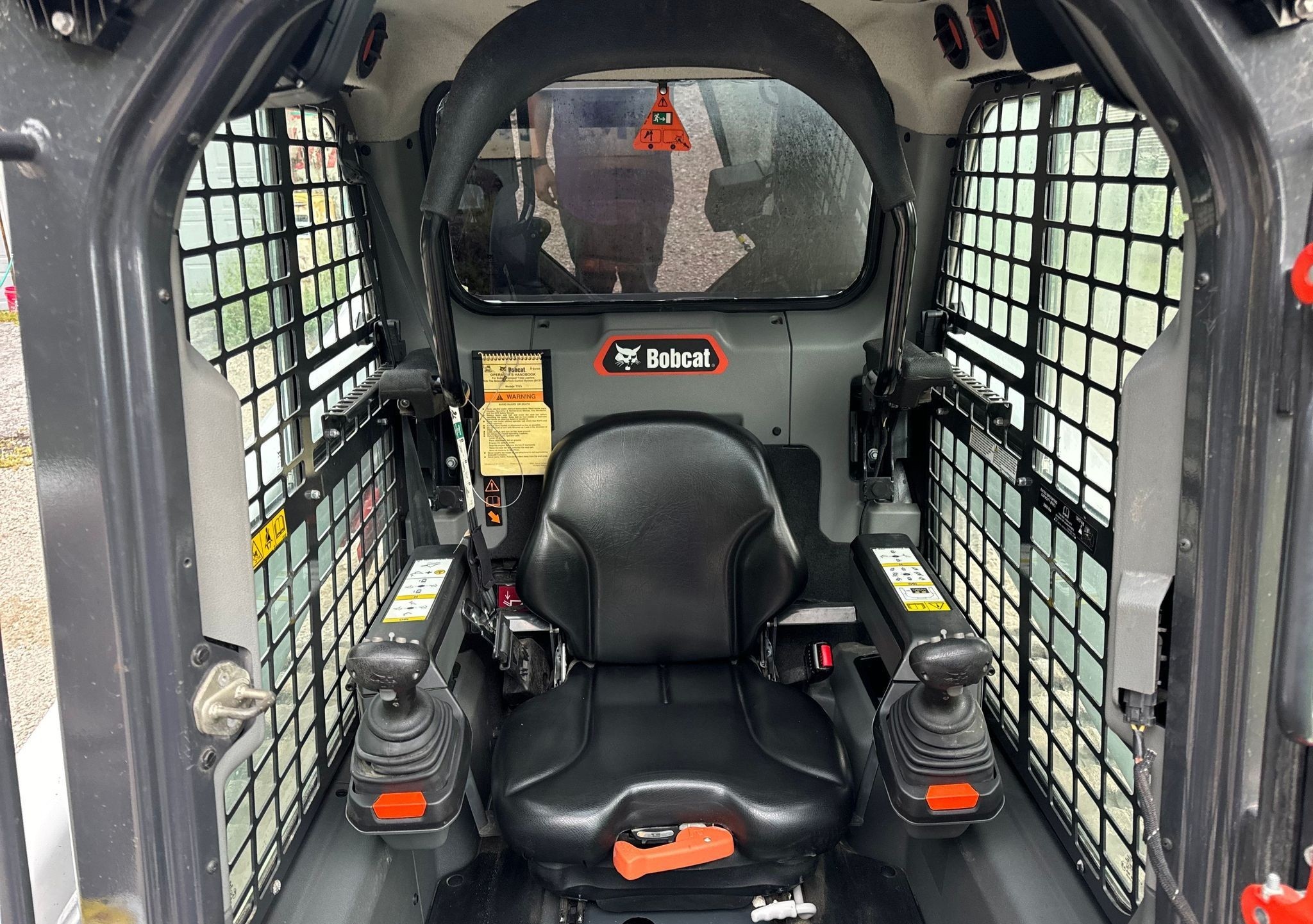 gallery 2022 Bobcat T76 R-Series tracked skid steer loader