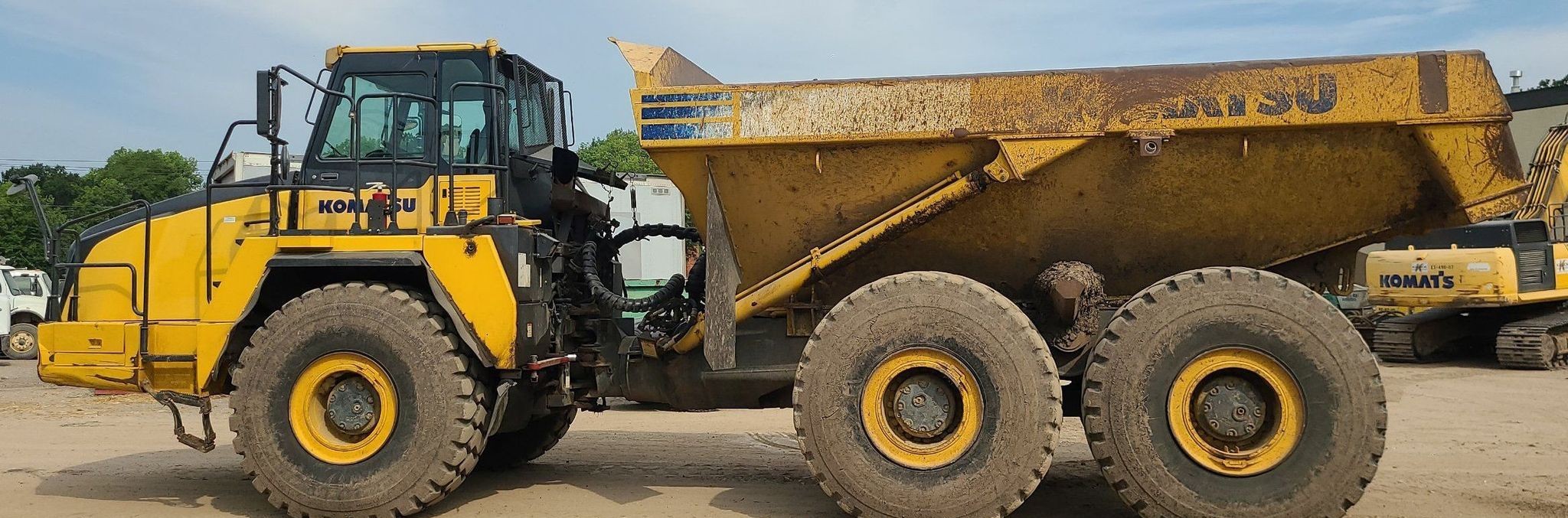 gallery 2013 Komatsu HM400-3 haul truck