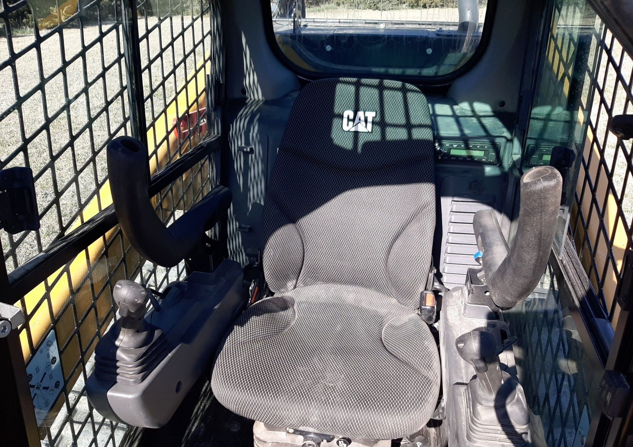 gallery 2023 Caterpillar 299D3 Skid Steer