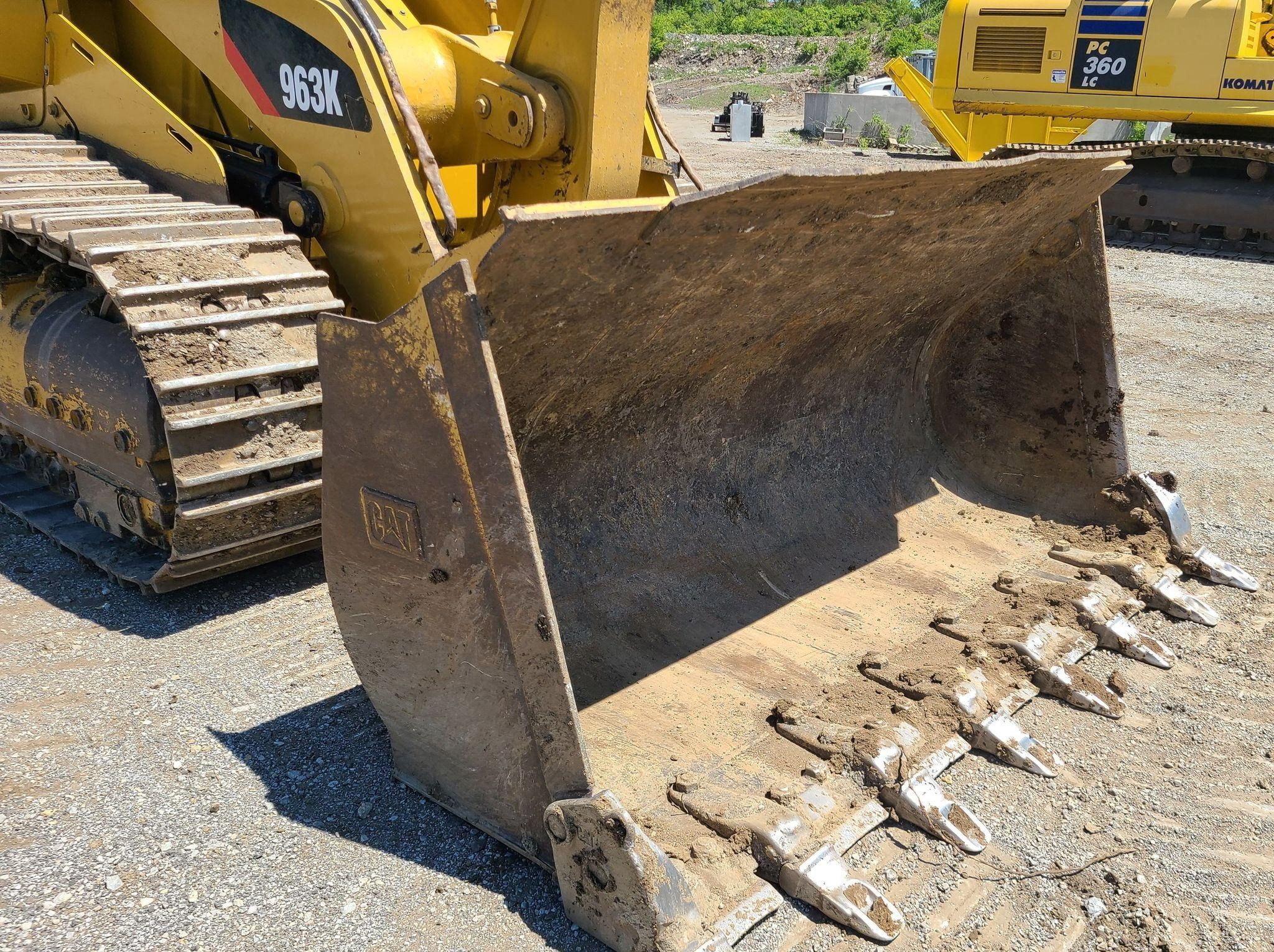 gallery 2018 Caterpillar 963K track loader
