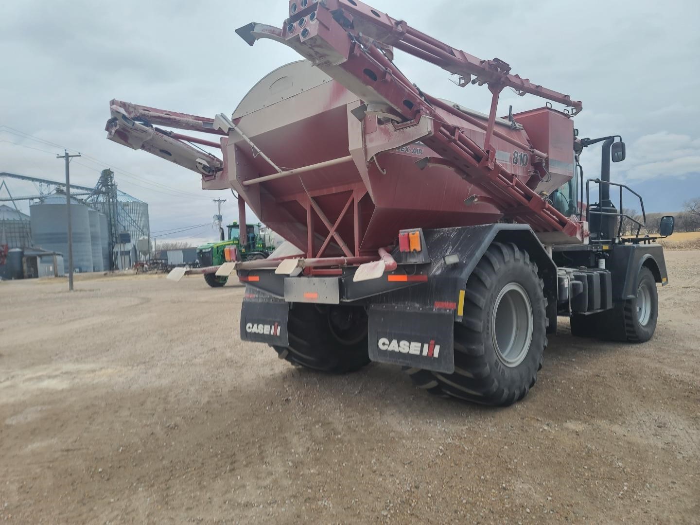 gallery 2014 Case IH Titan 4530 Dry Fertilizer Applicator
