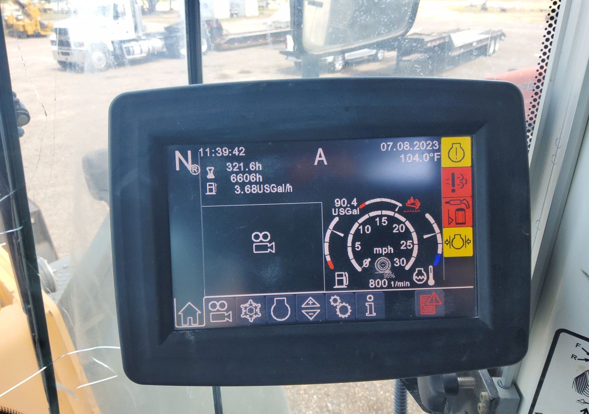 gallery 2017 Liebherr L586 wheel loader