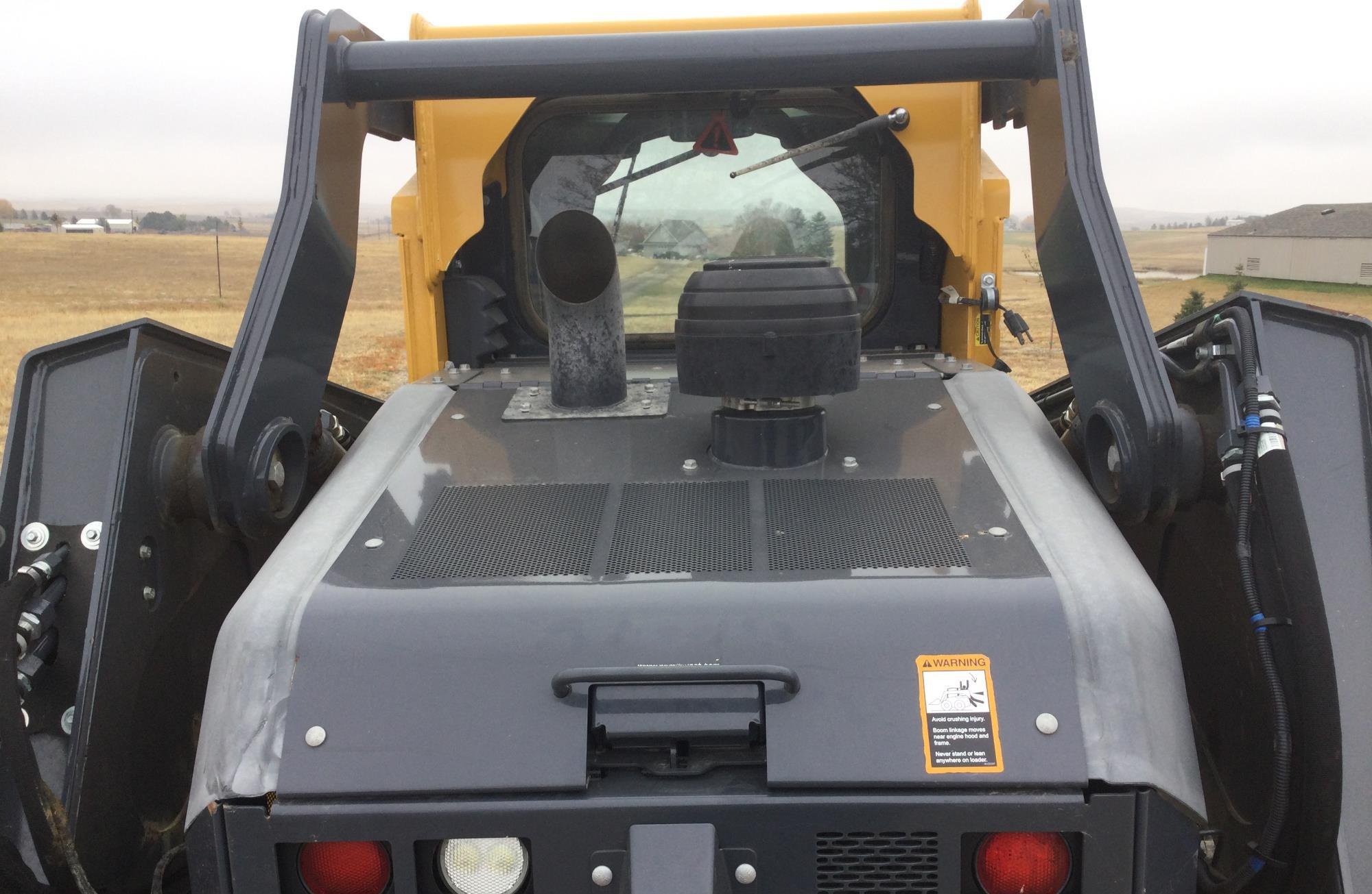 gallery 2018 John Deere 331G Skid Steer