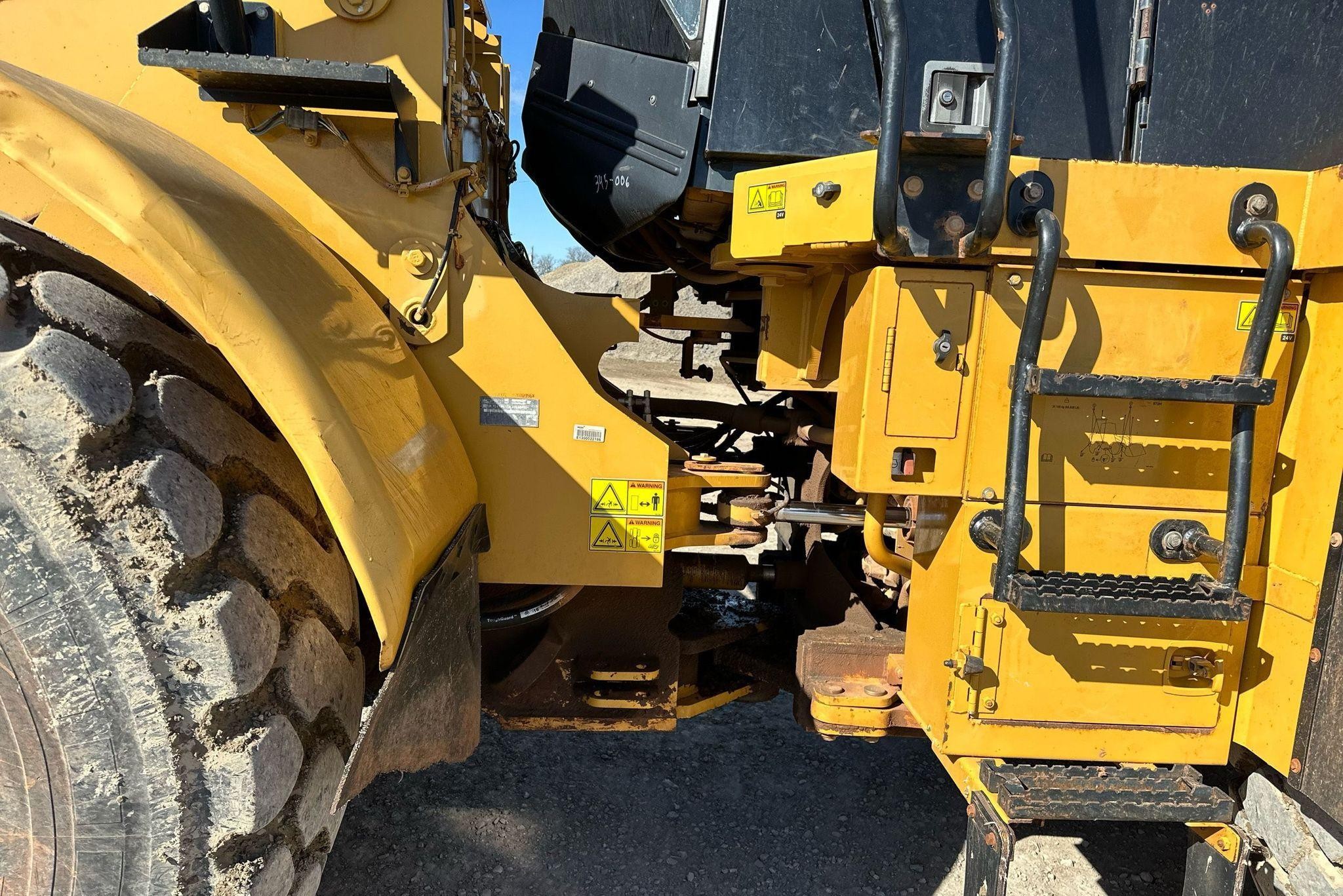 gallery 2010 Caterpillar 972H wheel loader