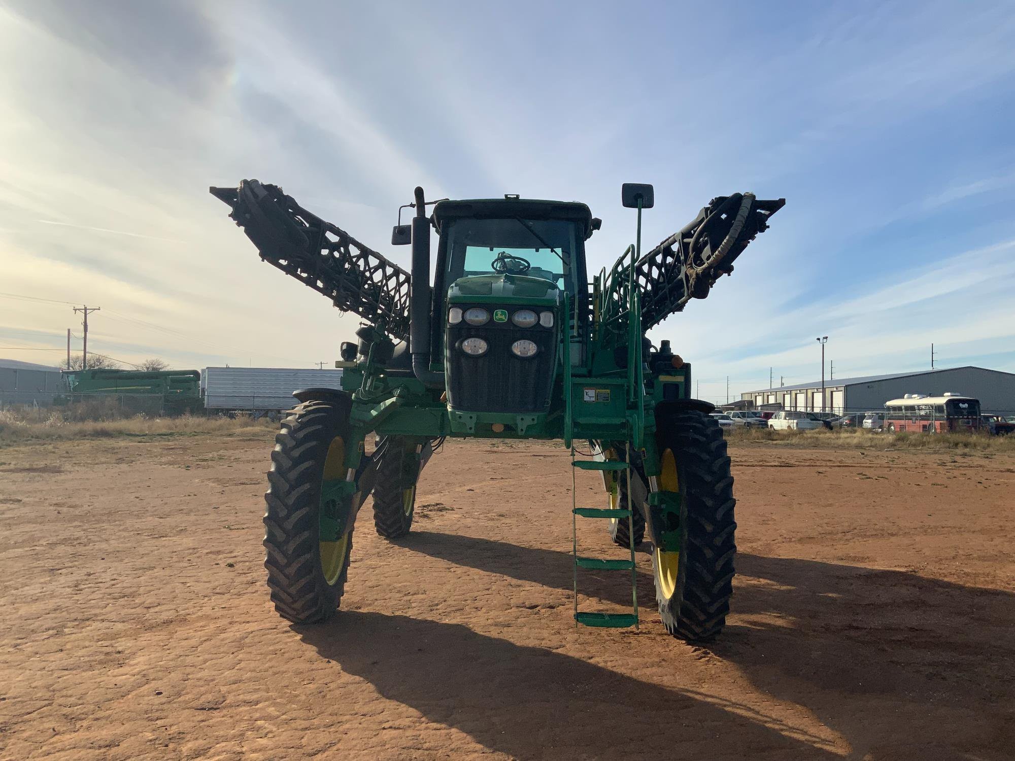 gallery 2011 John Deere 4730 Self-Propelled Sprayer