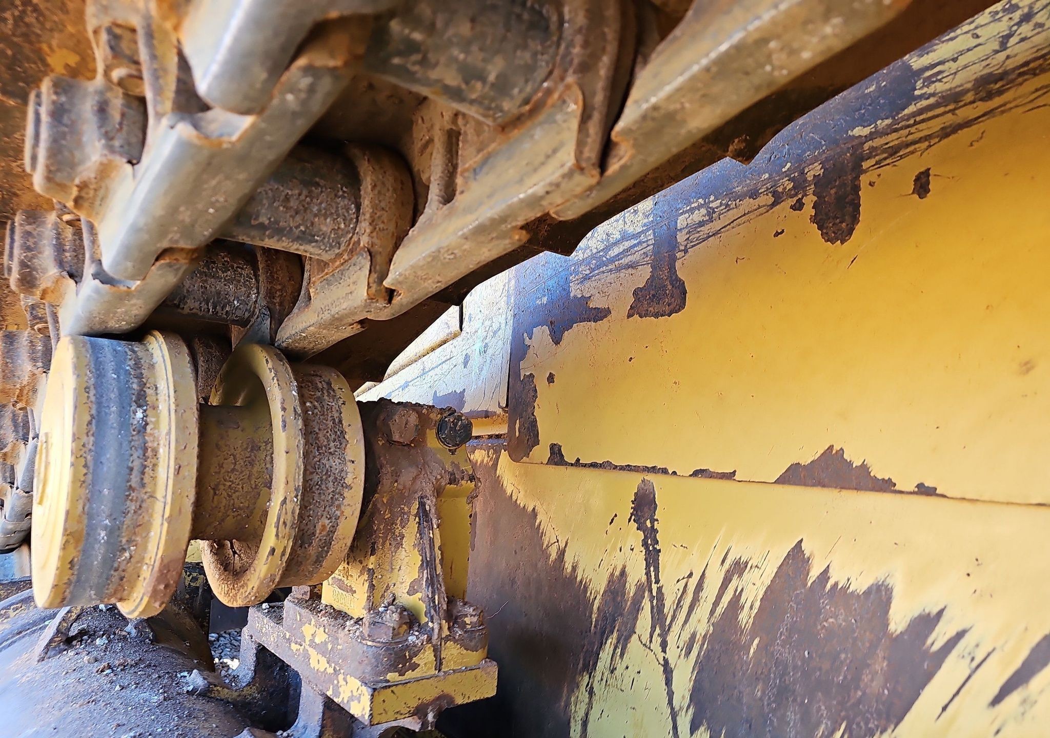 gallery 2014 Caterpillar D6T XL dozer