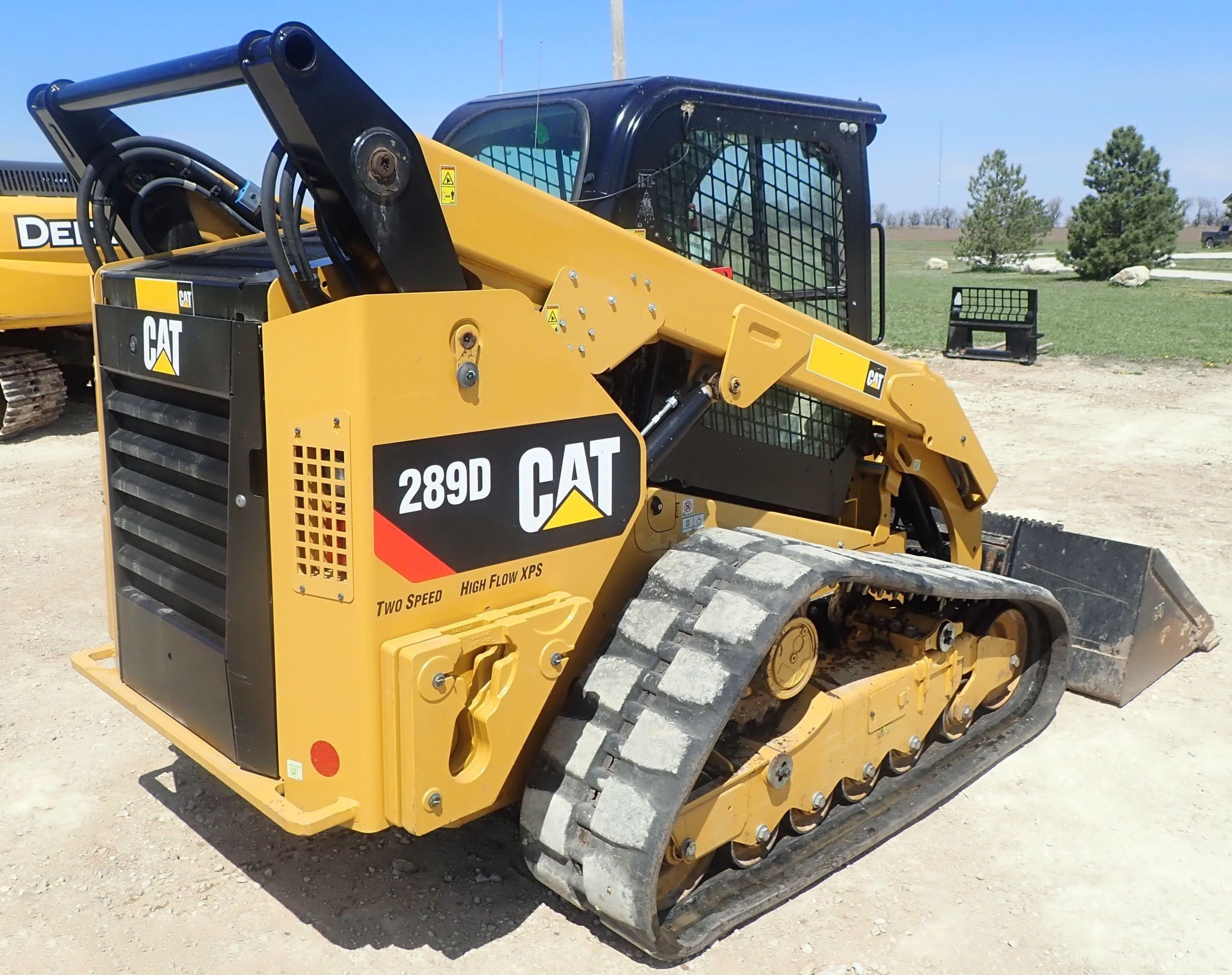 gallery 2017 Caterpillar 289D tracked skid steer loader