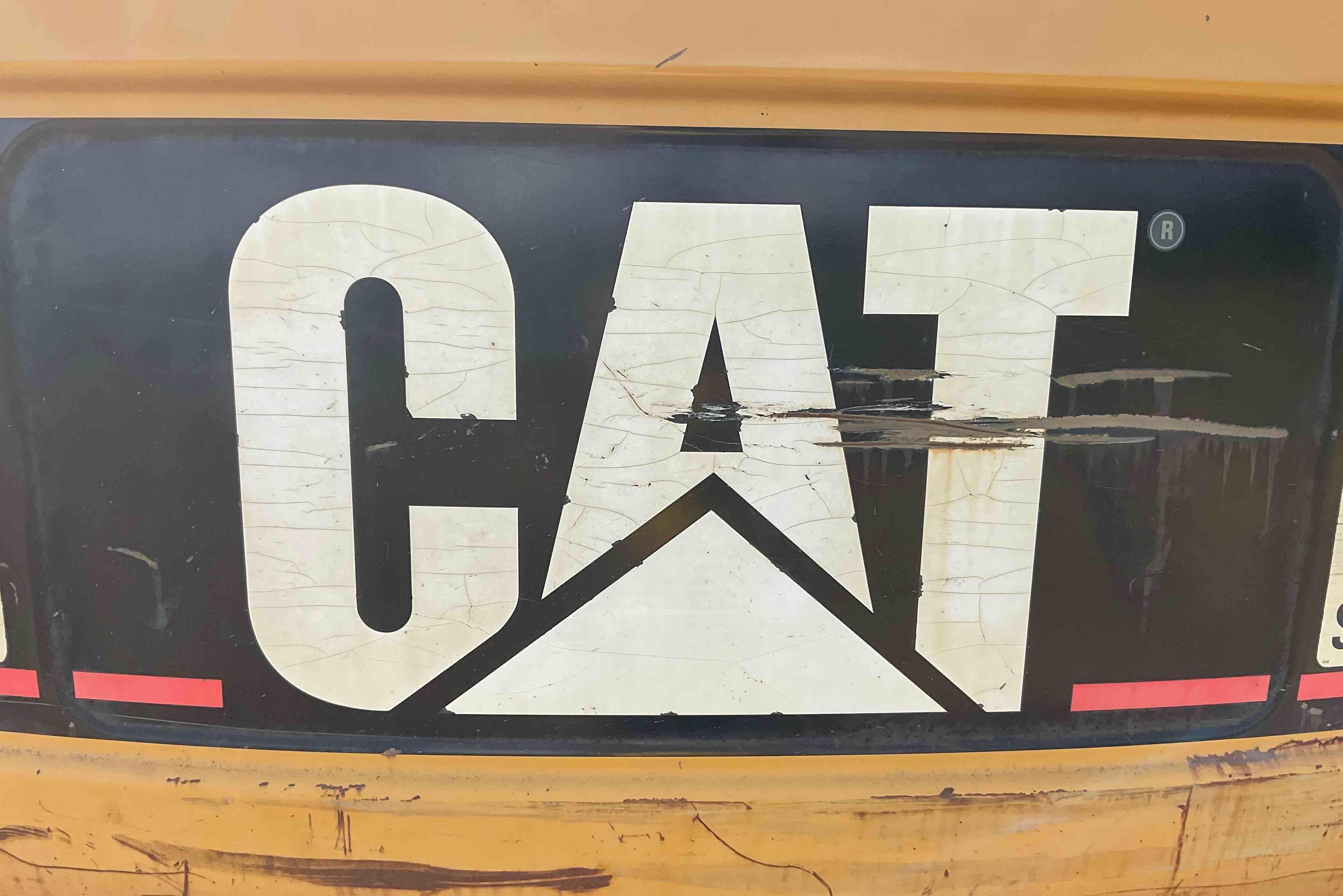 gallery 2004 Caterpillar 320CLU Excavator