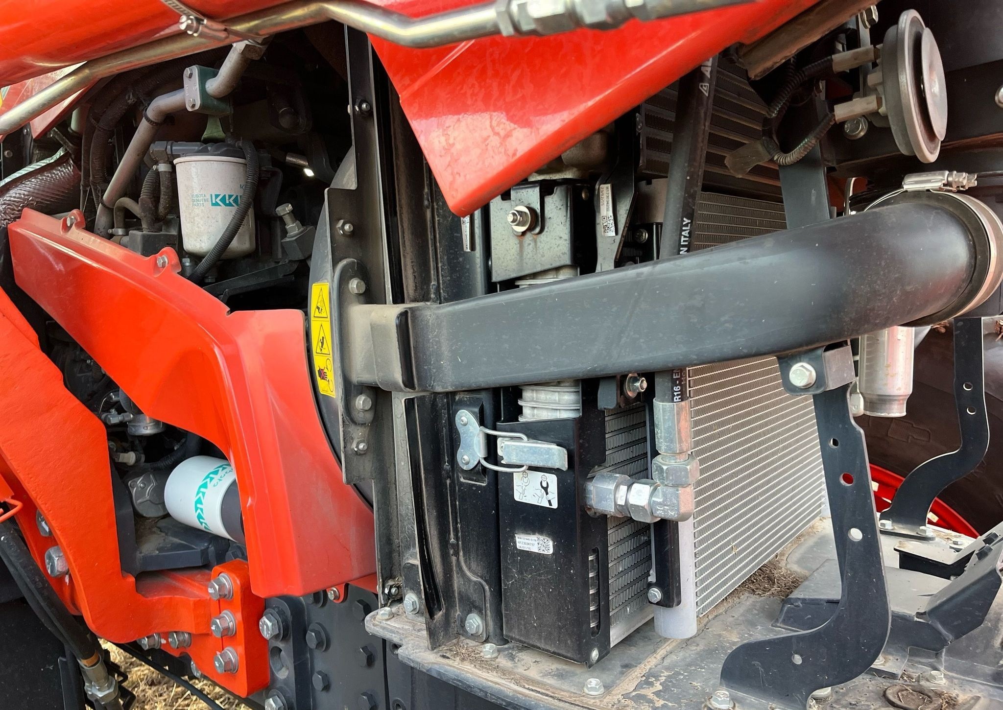 gallery 2018 Kubota M7-171 MFWD tractor