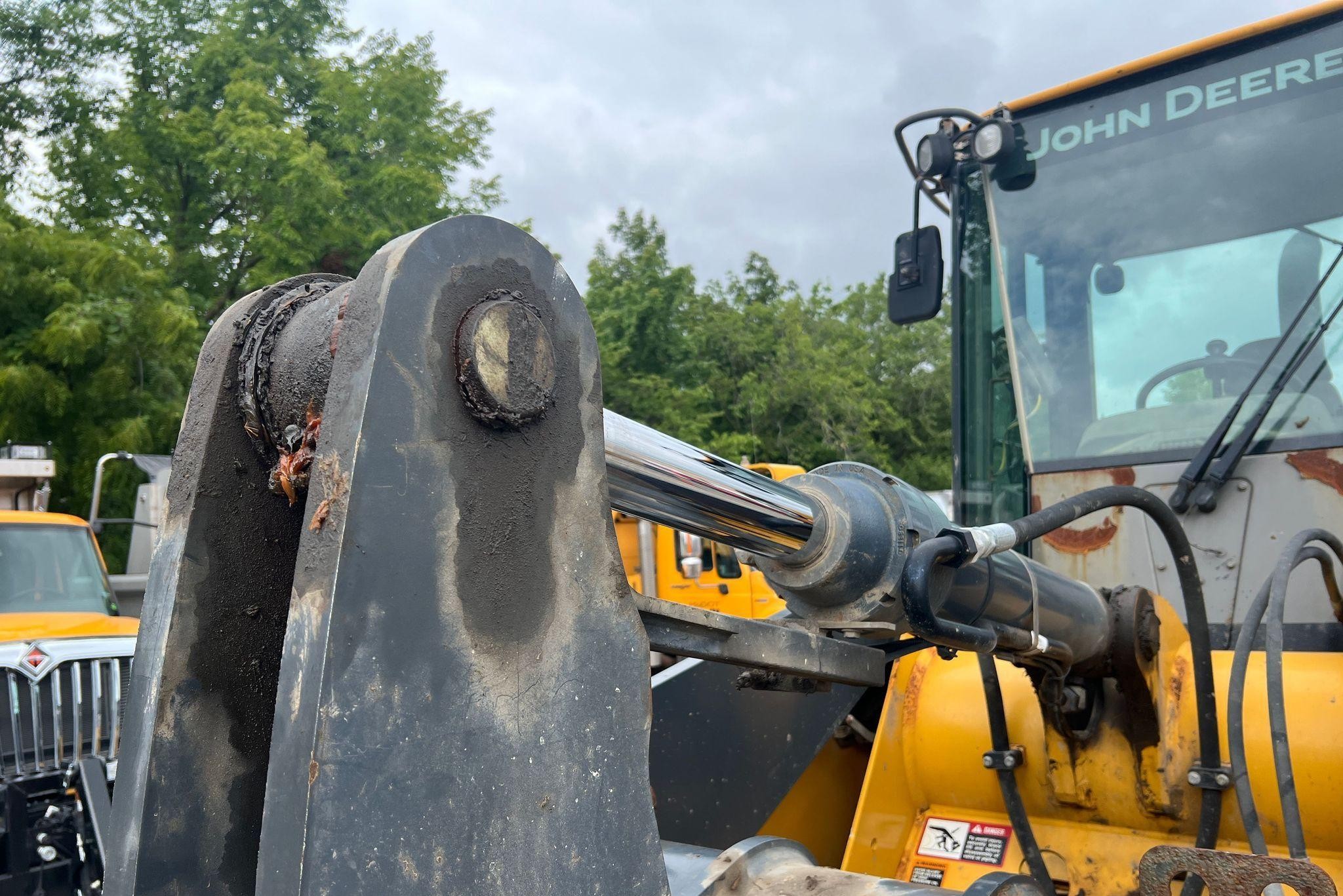 gallery 2008 John Deere 544J wheel loader