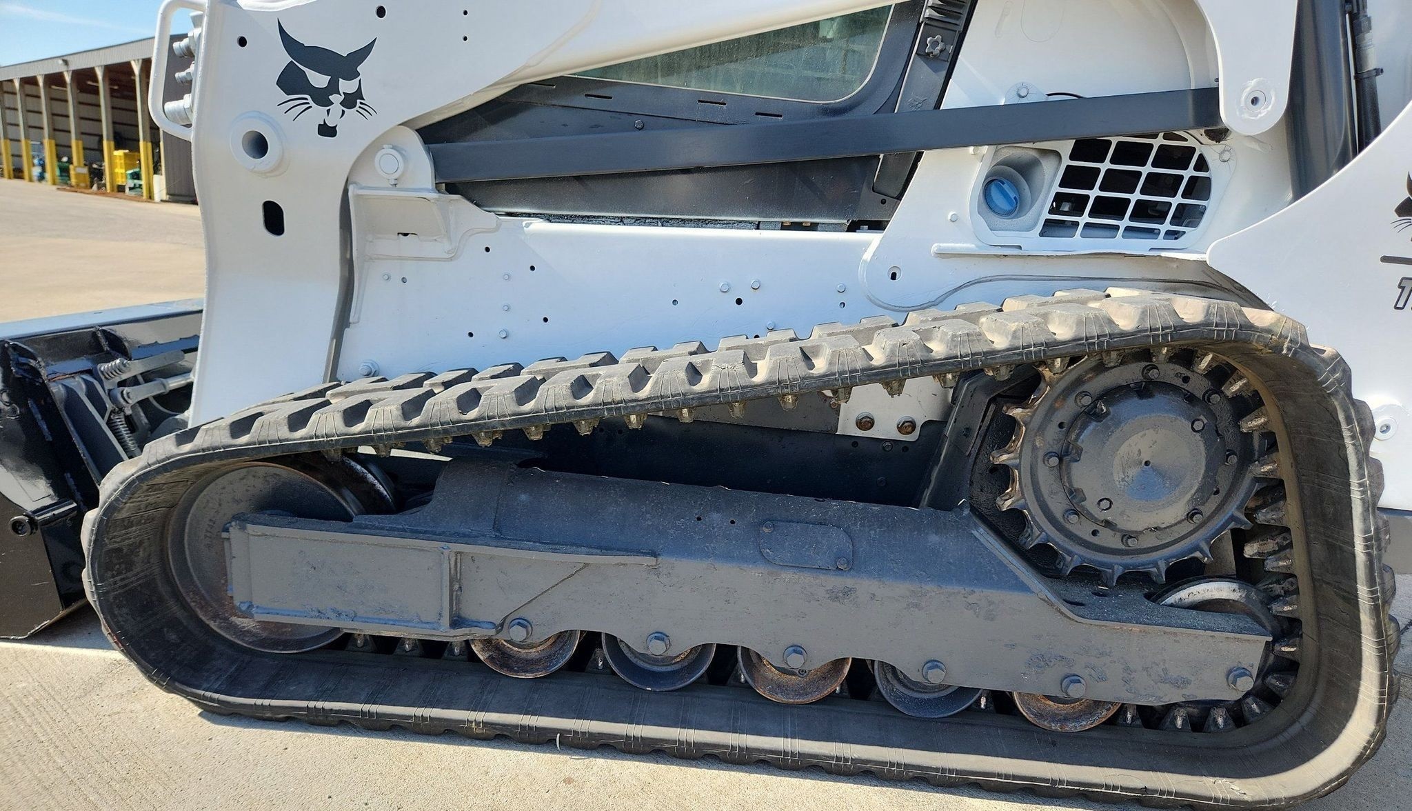 gallery 2018 Bobcat T770 tracked skid steer loader