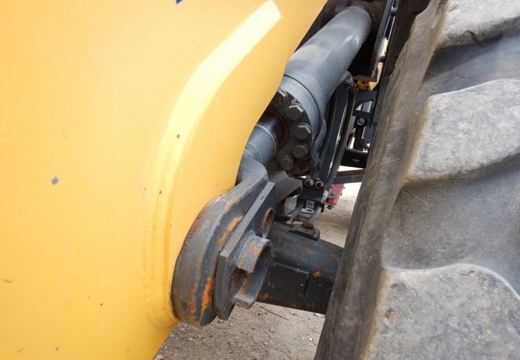 gallery 2014 Komatsu WA320-7 wheel loader