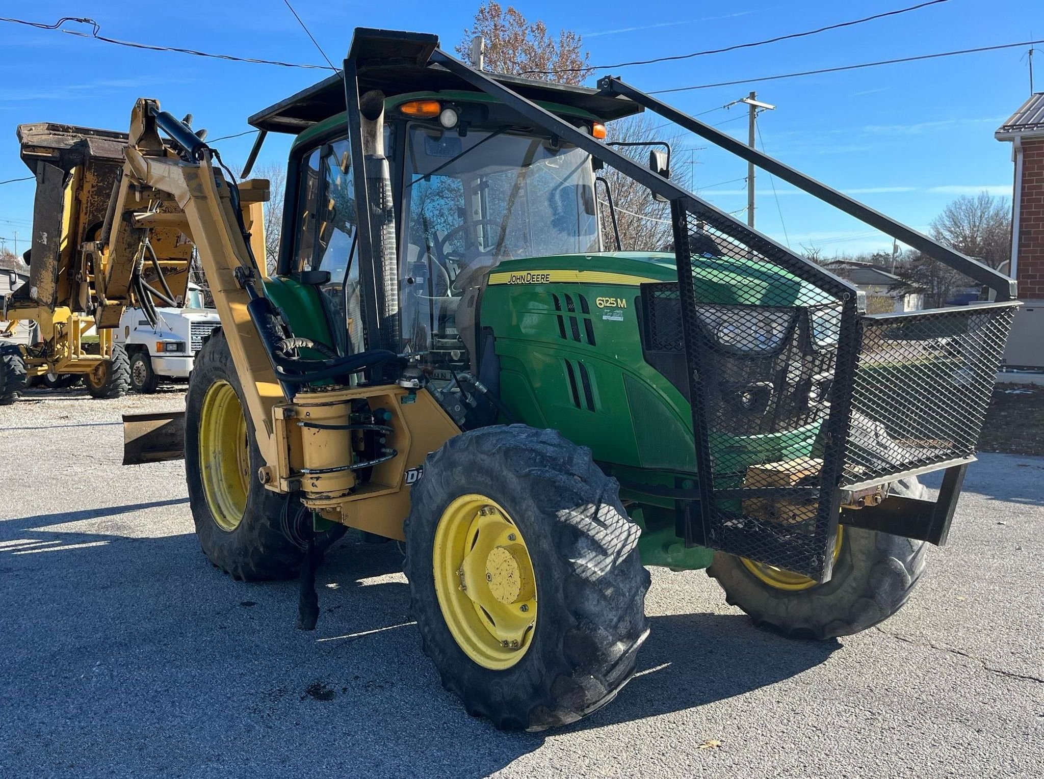 gallery 2015 John Deere 6125M MFWD tractor