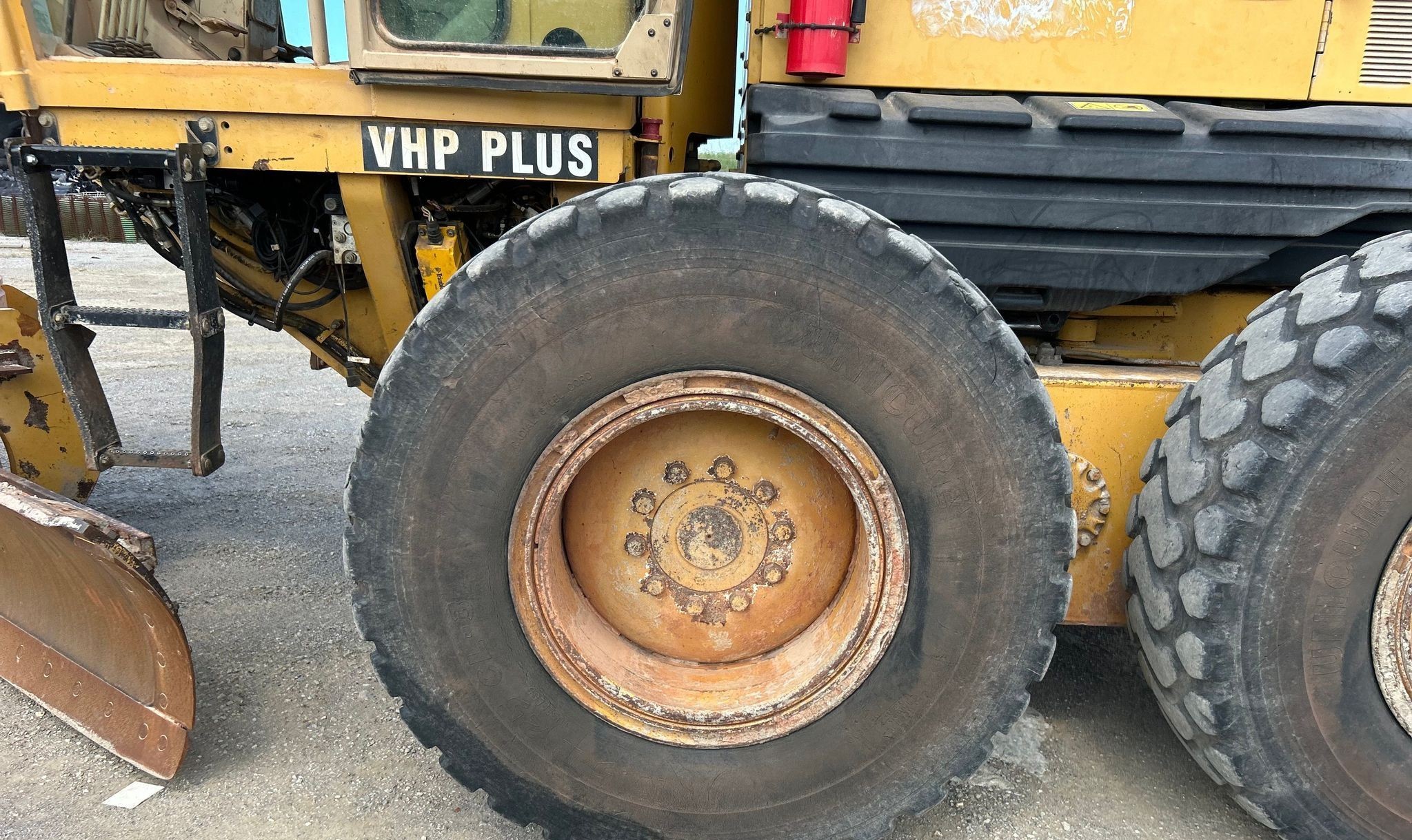 gallery 2006 Caterpillar 160H VHP Plus motor grader