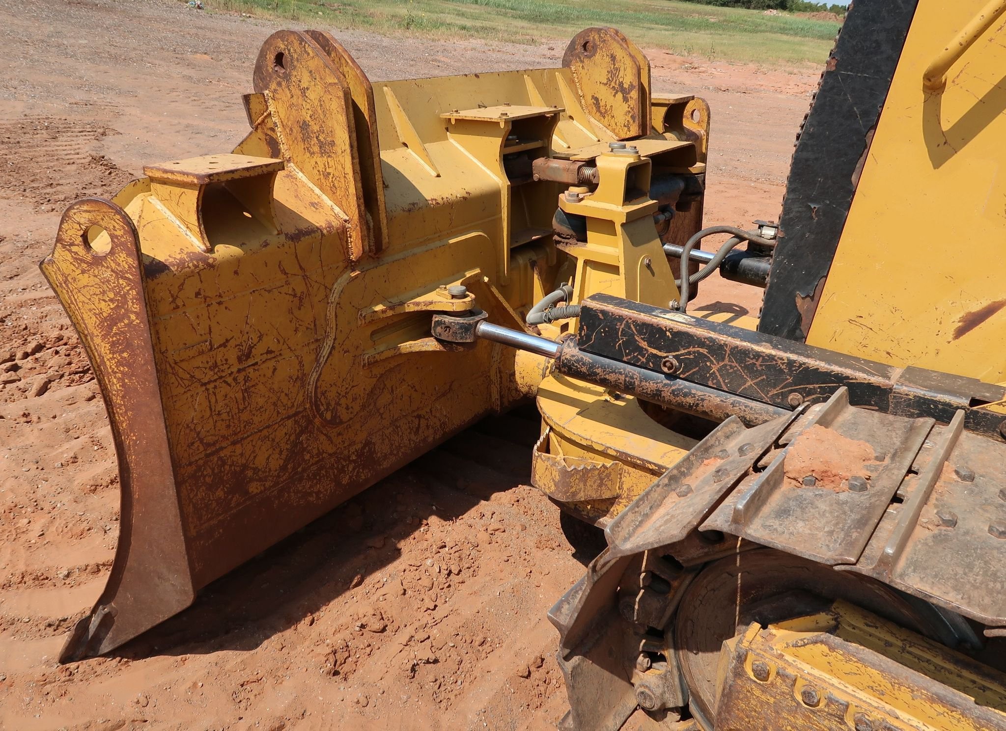 gallery 2014 Caterpillar D6K2 XL dozer