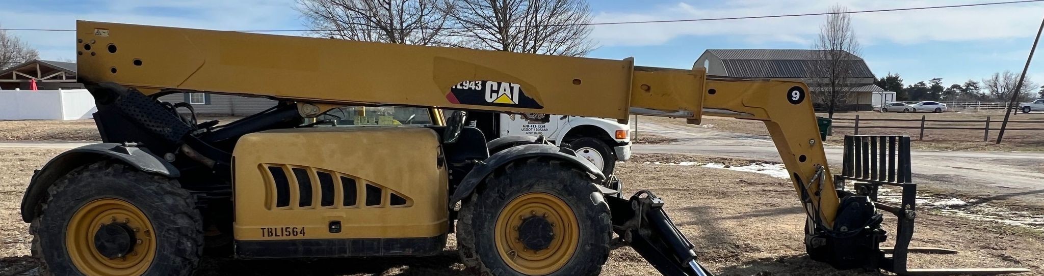 gallery 2010 Caterpillar TL943 telehandler