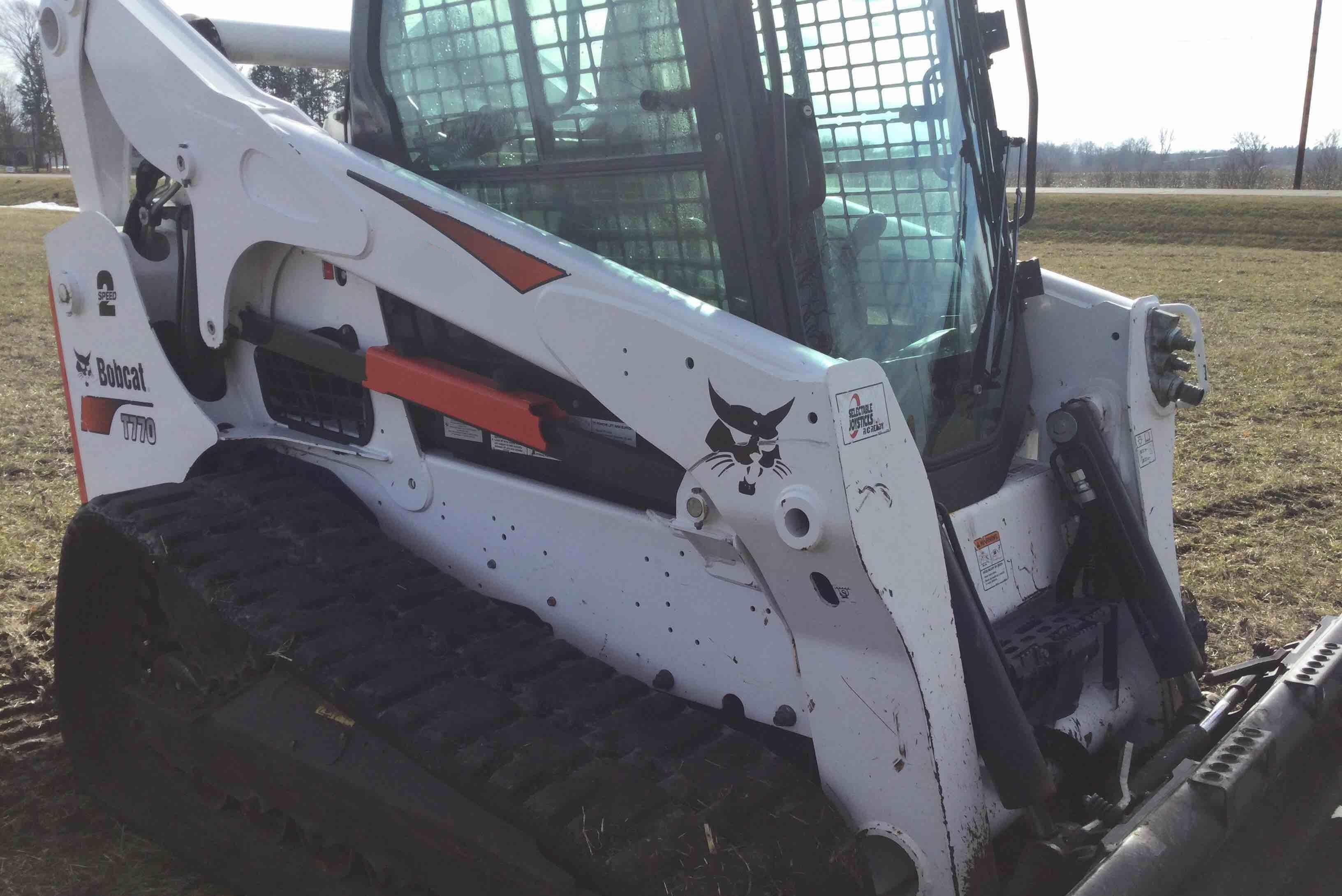 gallery 2021 Bobcat T770 Compact Track Loader