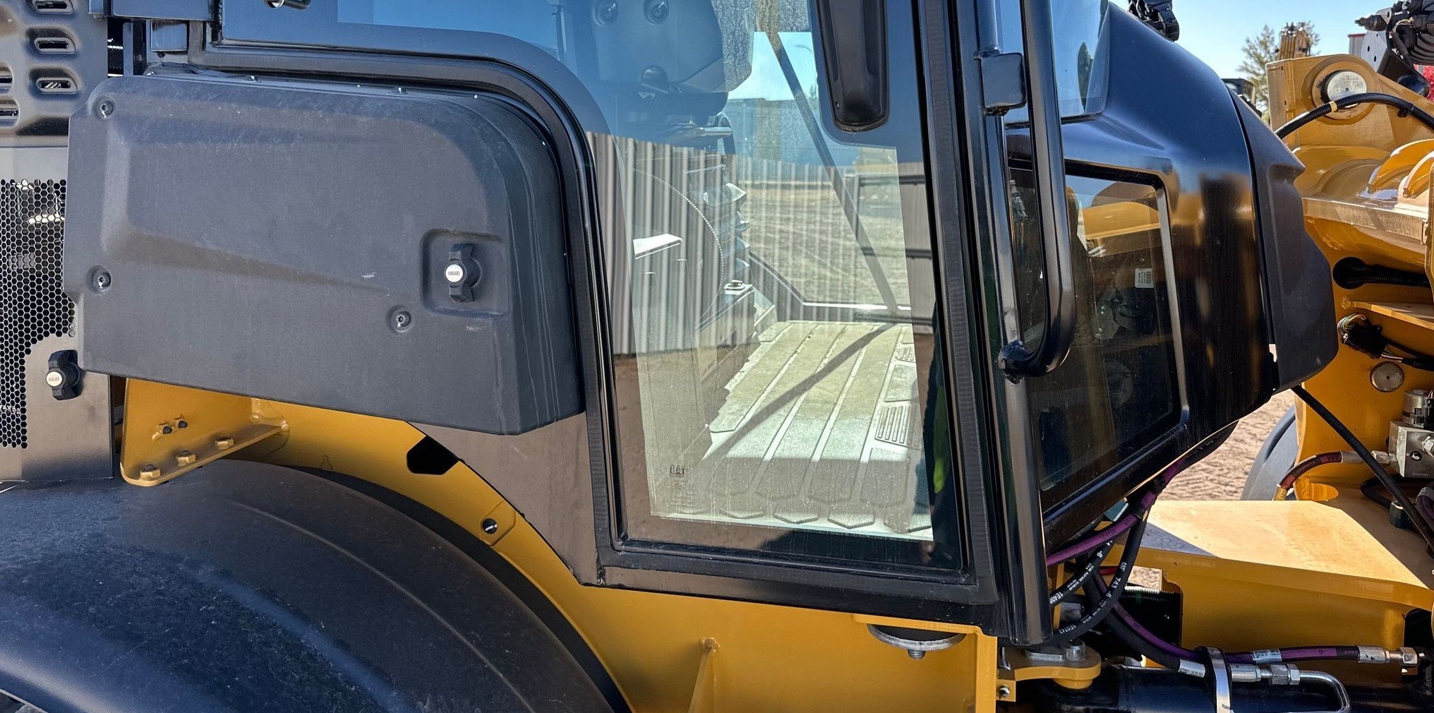 gallery 2023 Caterpillar 908 wheel loader