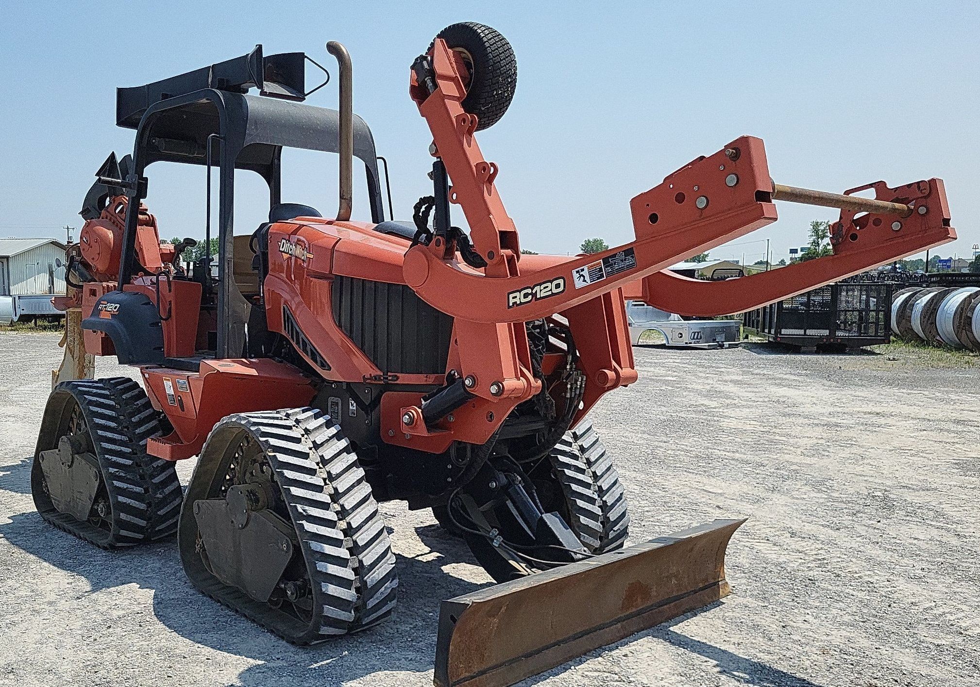 gallery 2012 Ditch Witch RT120 Quad vibratory cable plow