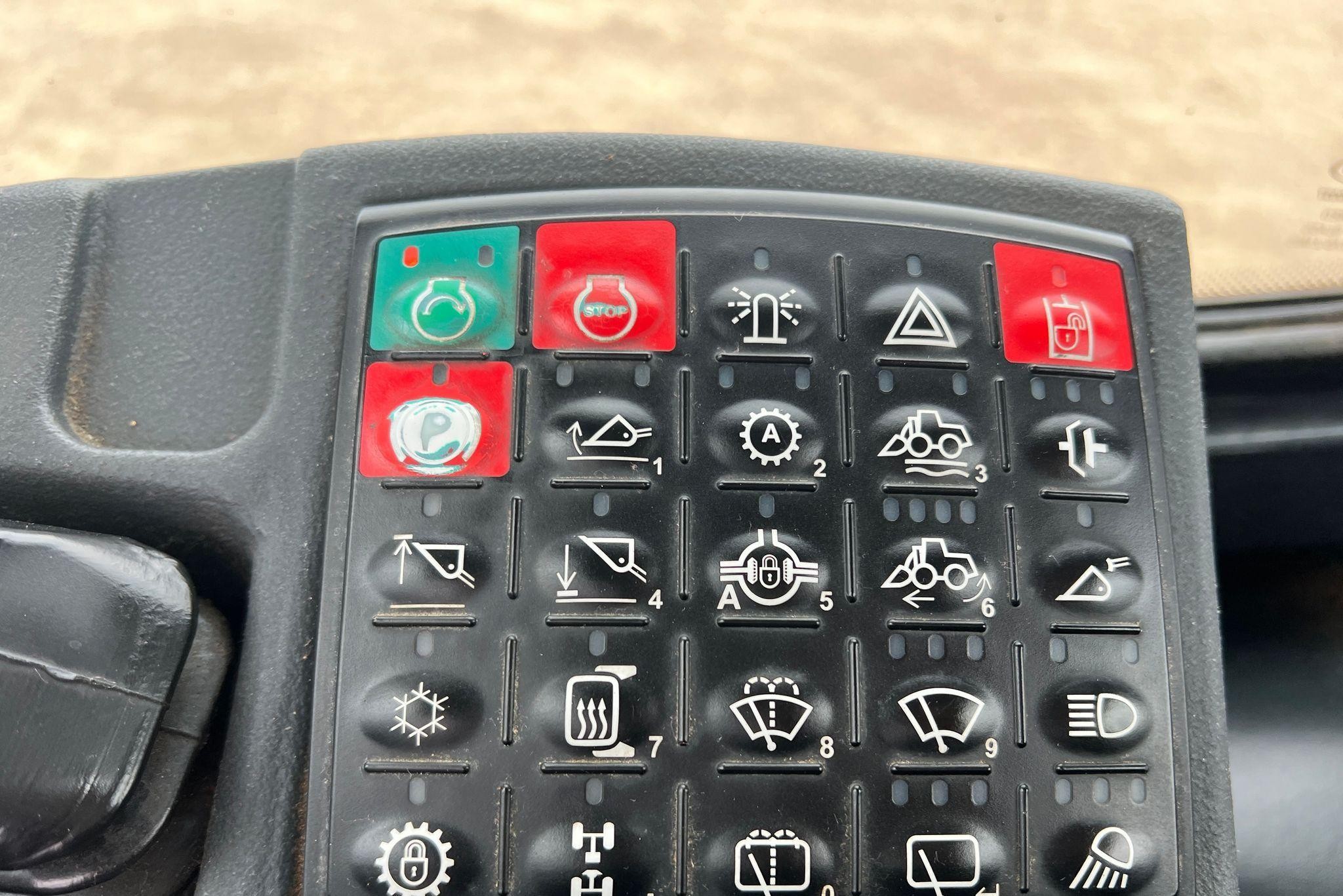 gallery 2014 John Deere 544K wheel loader