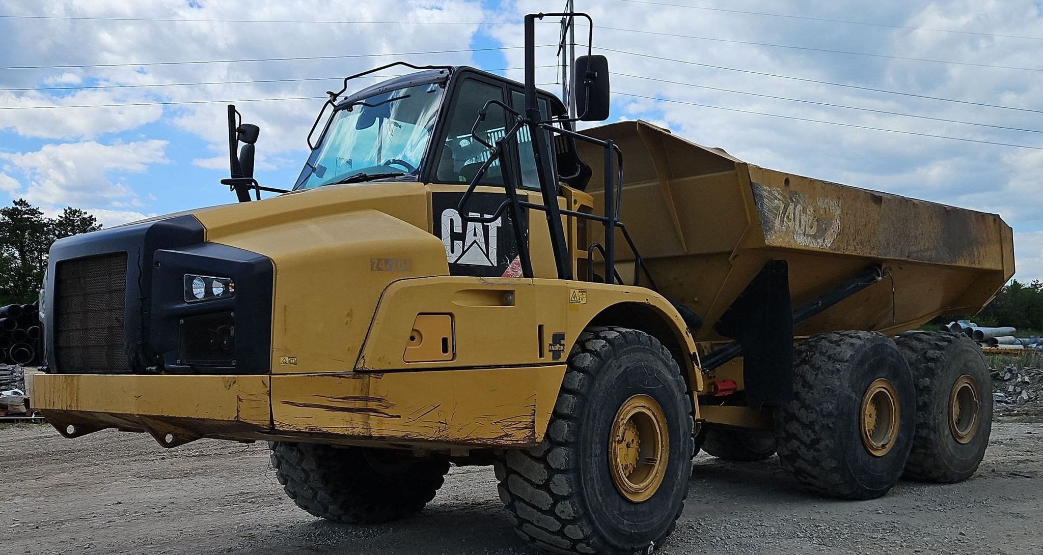 gallery 2013 Caterpillar 740B haul truck