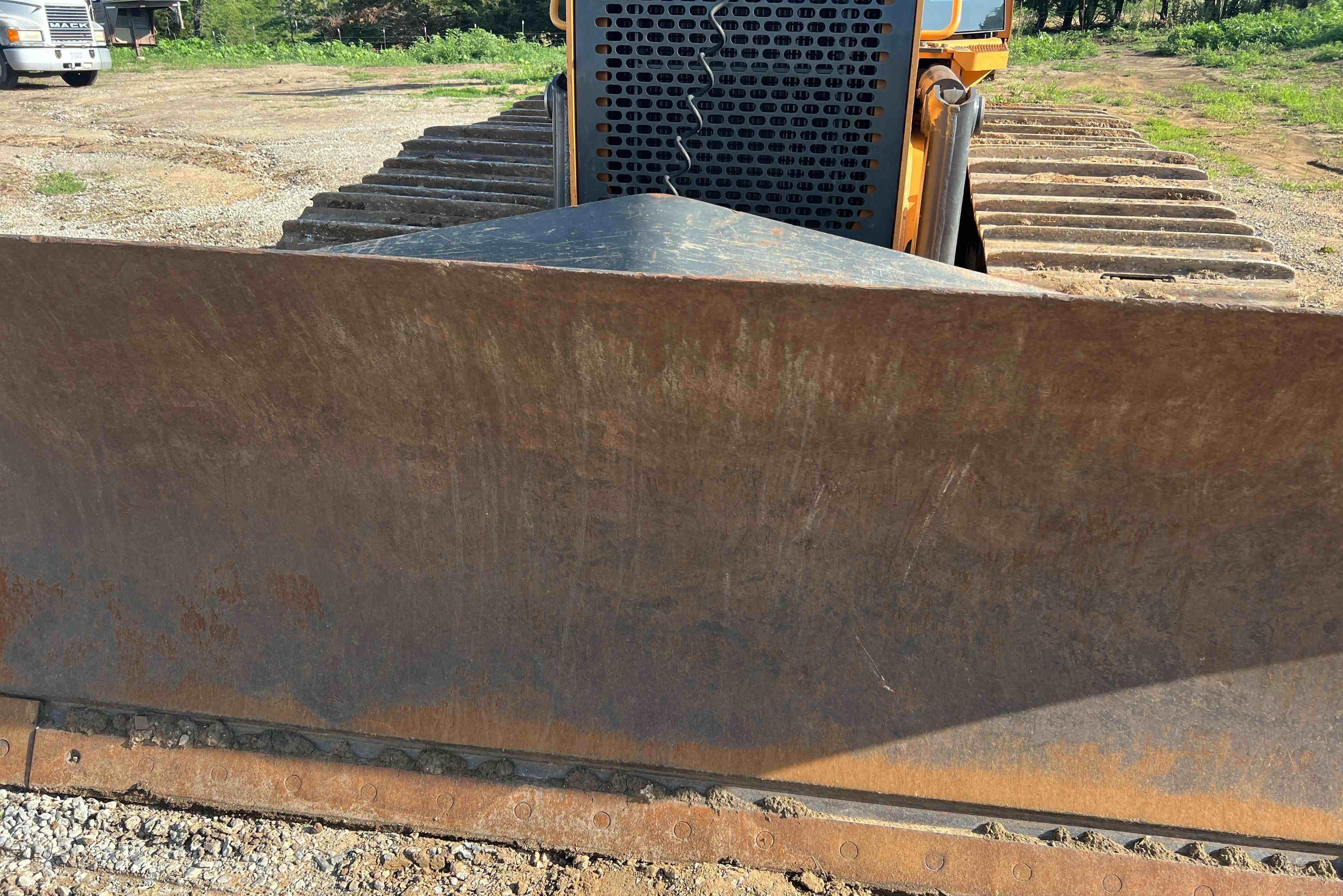 gallery 2017 Case 1150M LGP Crawler Dozer