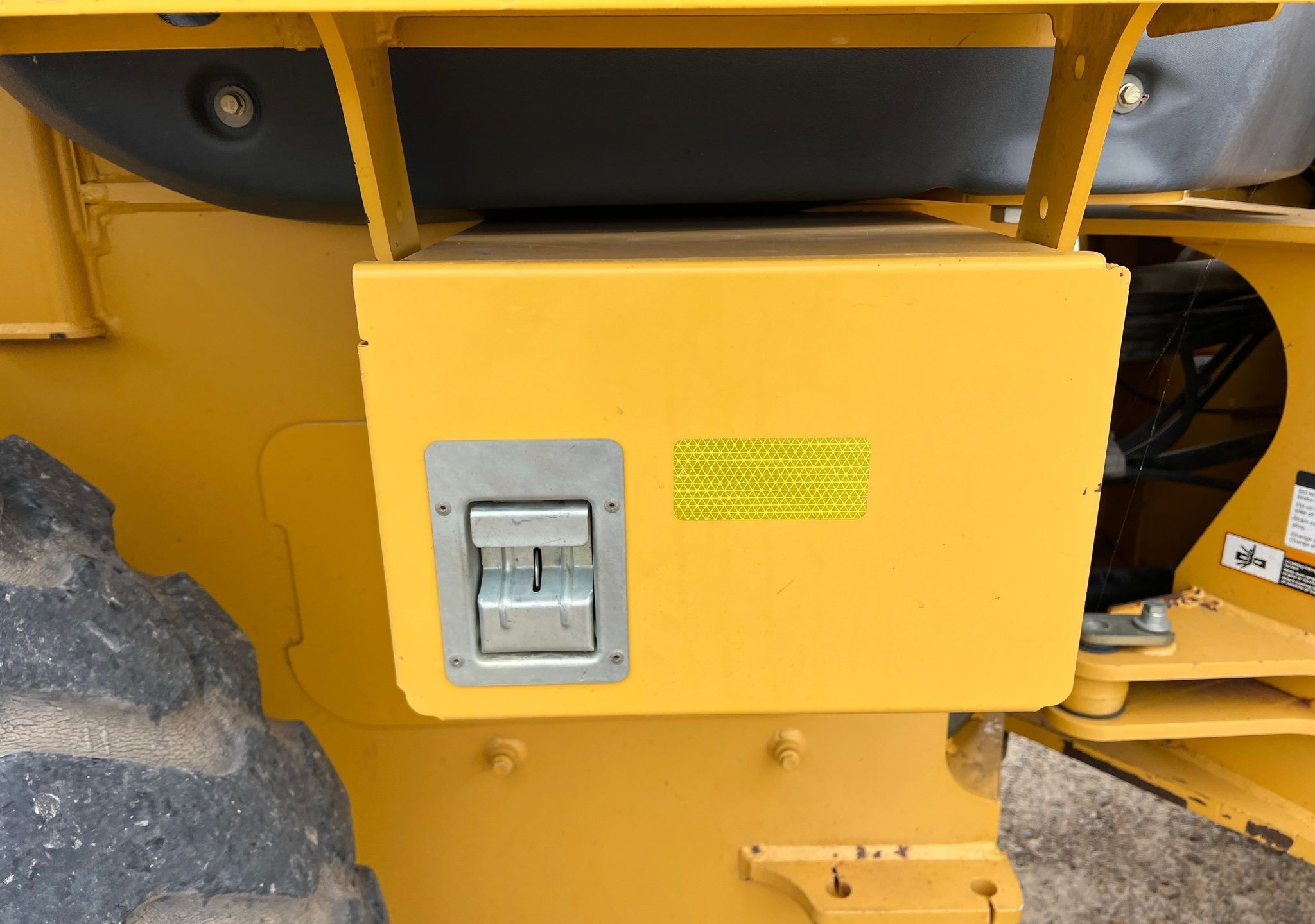 gallery 2012 John Deere 524K wheel loader