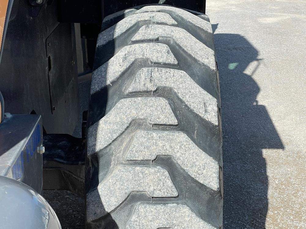 gallery 2017 Case 521G Articulated Wheel Loader