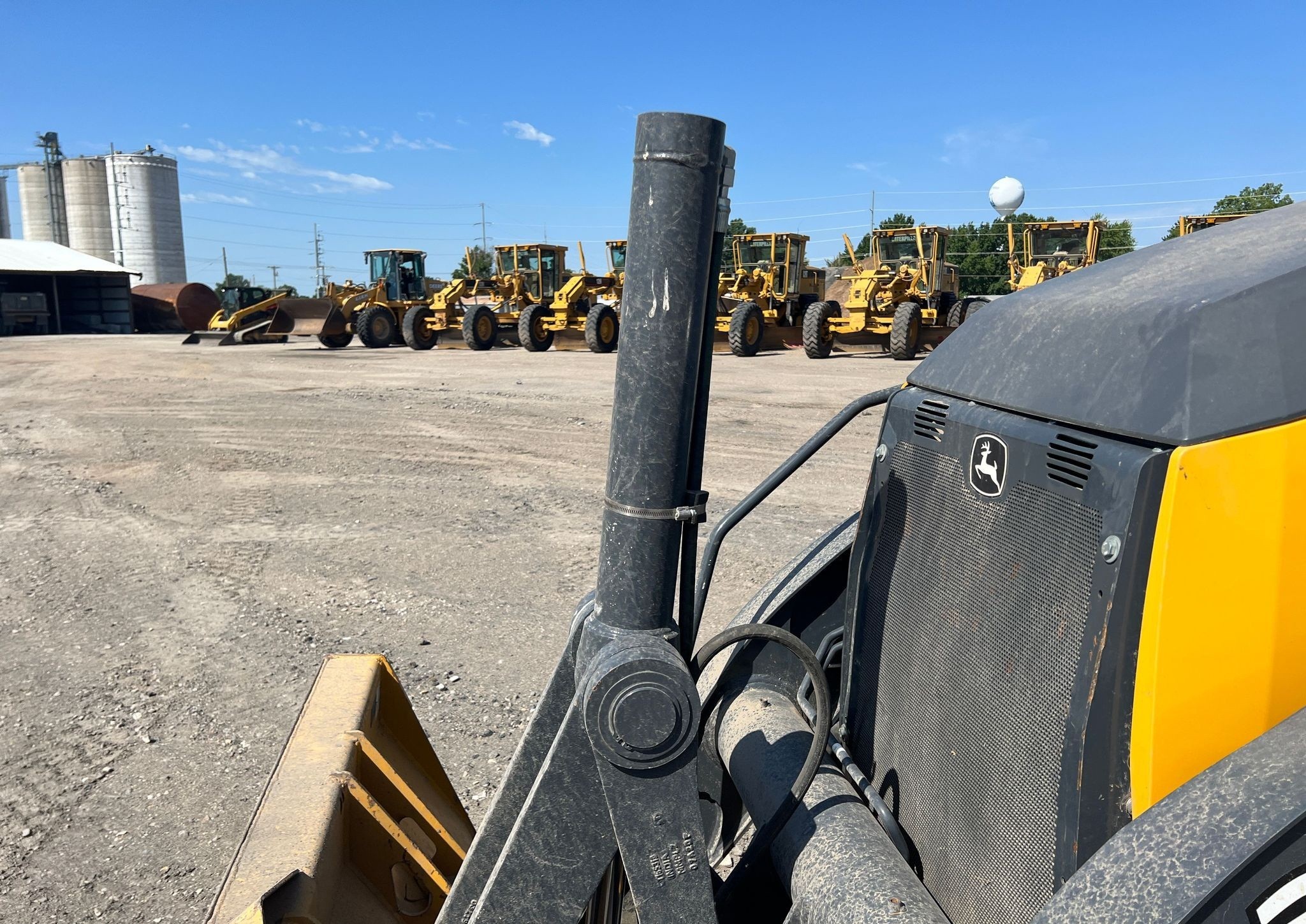 gallery 2020 John Deere 310L backhoe