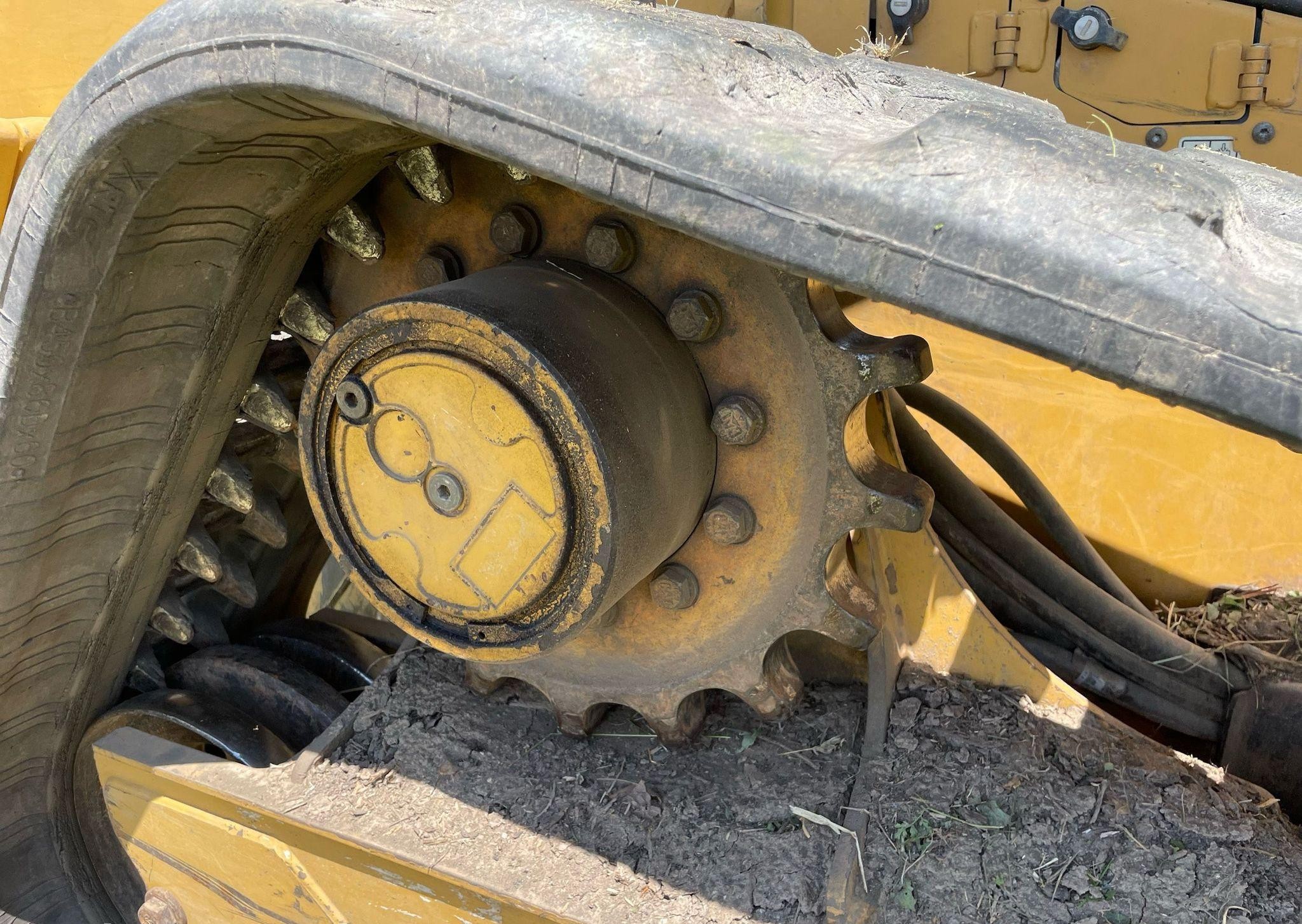 gallery 2017 Caterpillar 299D2XHP Skid Steer