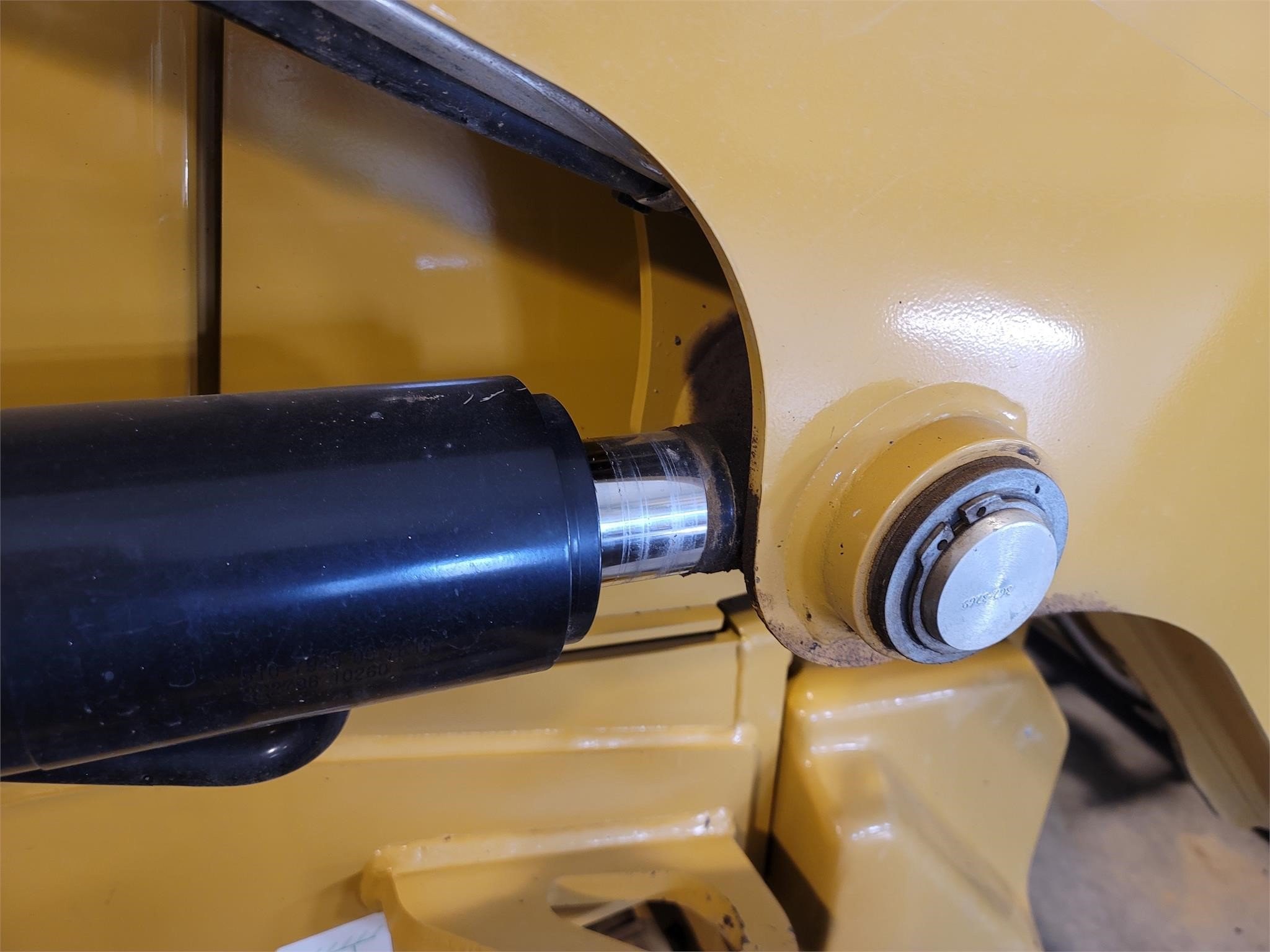 gallery 2018 Caterpillar 420F2 Backhoe