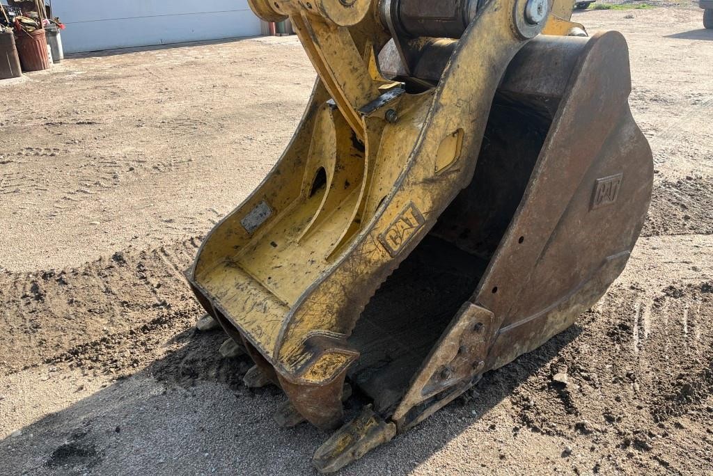 gallery 2013 Caterpillar 324EL Excavator