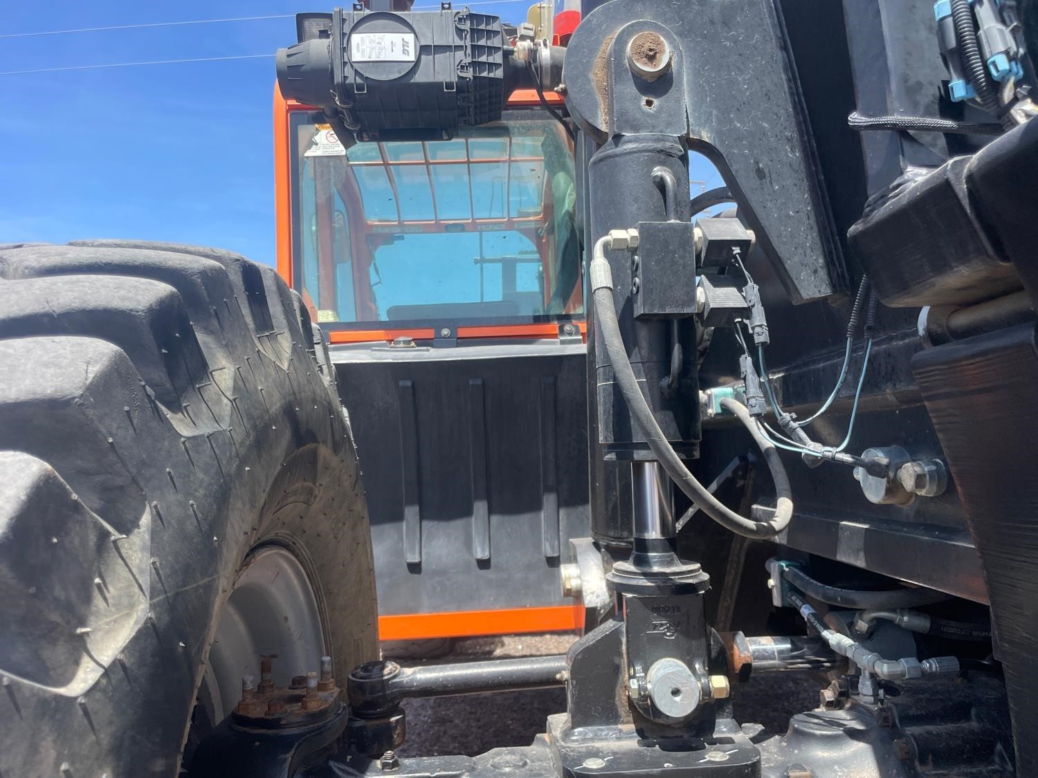 gallery 2013 JLG G1055A 4x4x4