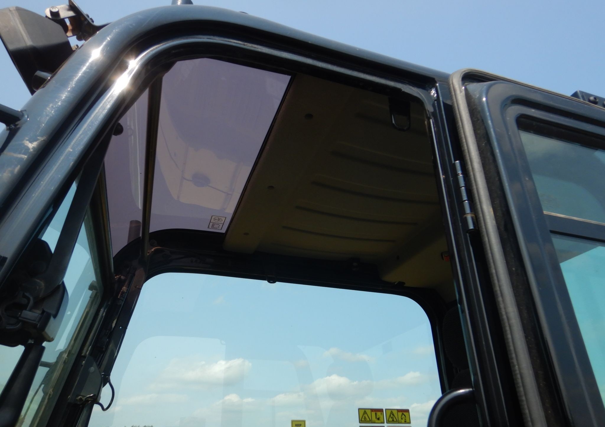 gallery 2018 Caterpillar 308E2 CRH2R mini excavator