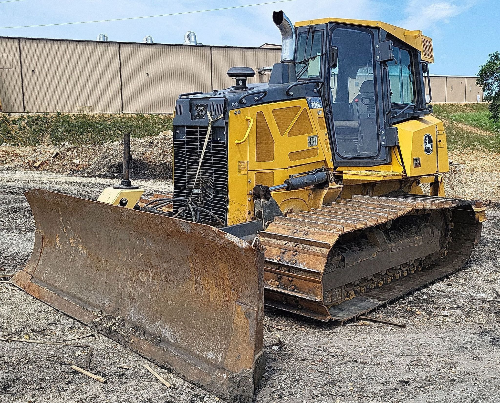 gallery 2015 John Deere 700K LGP dozer