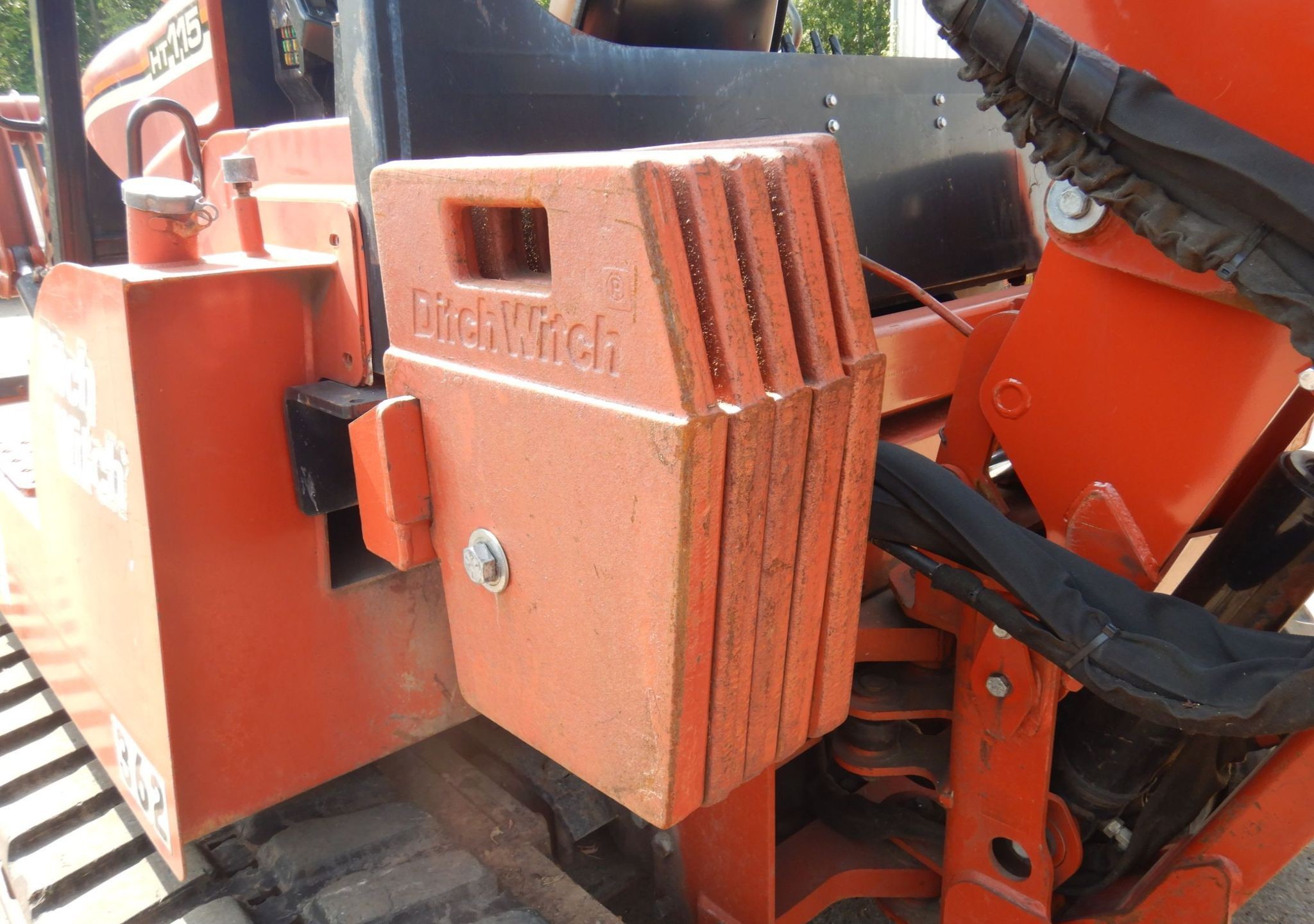 gallery 2004 Ditch Witch HT115 cable plow