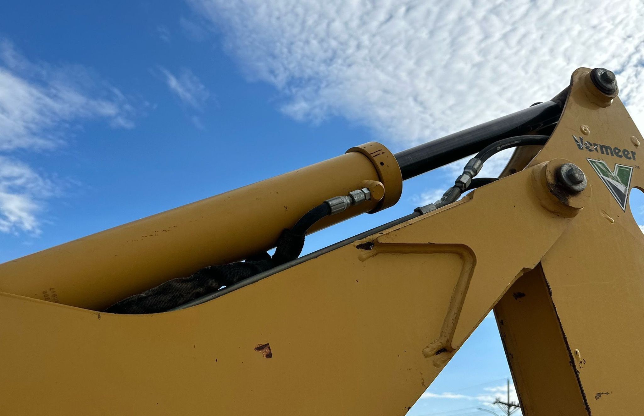 gallery 2009 Vermeer RTX750 trencher