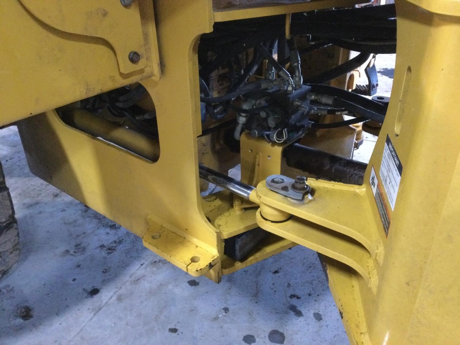 gallery 2009 John Deere 524K High Lift Wheel Loader