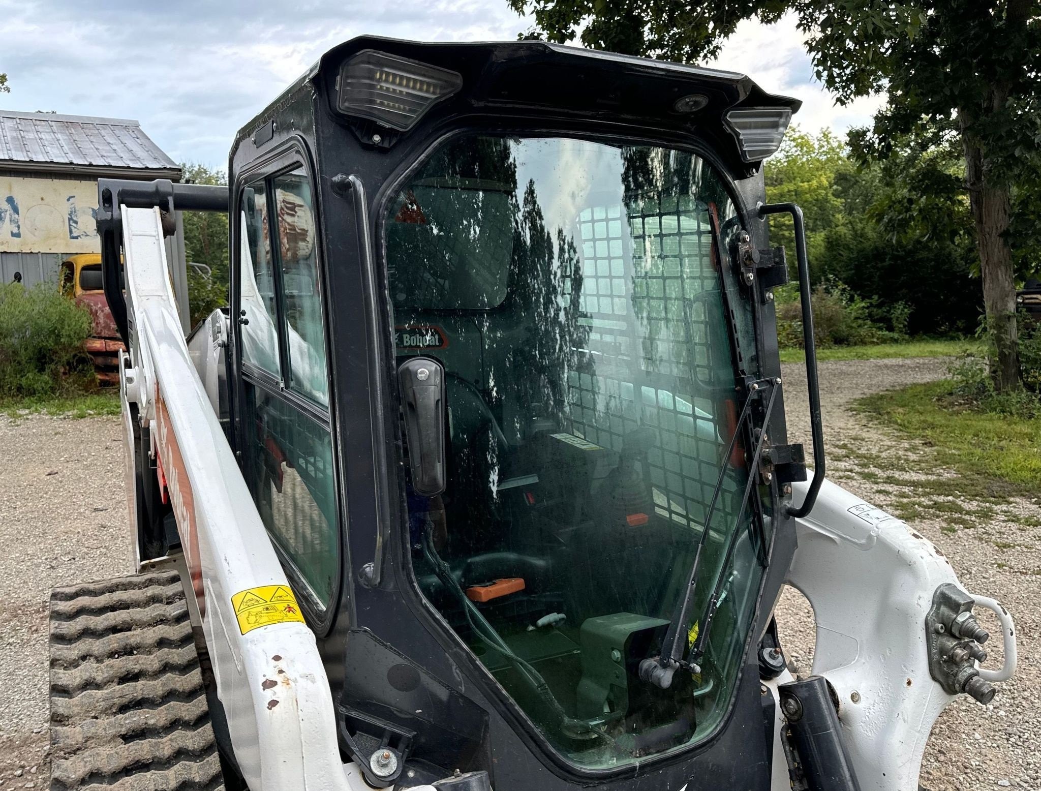 gallery 2022 Bobcat T76 R-Series tracked skid steer loader