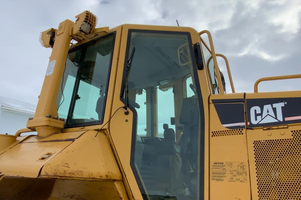 gallery 2005 Caterpillar D6N LGP Crawler Dozer
